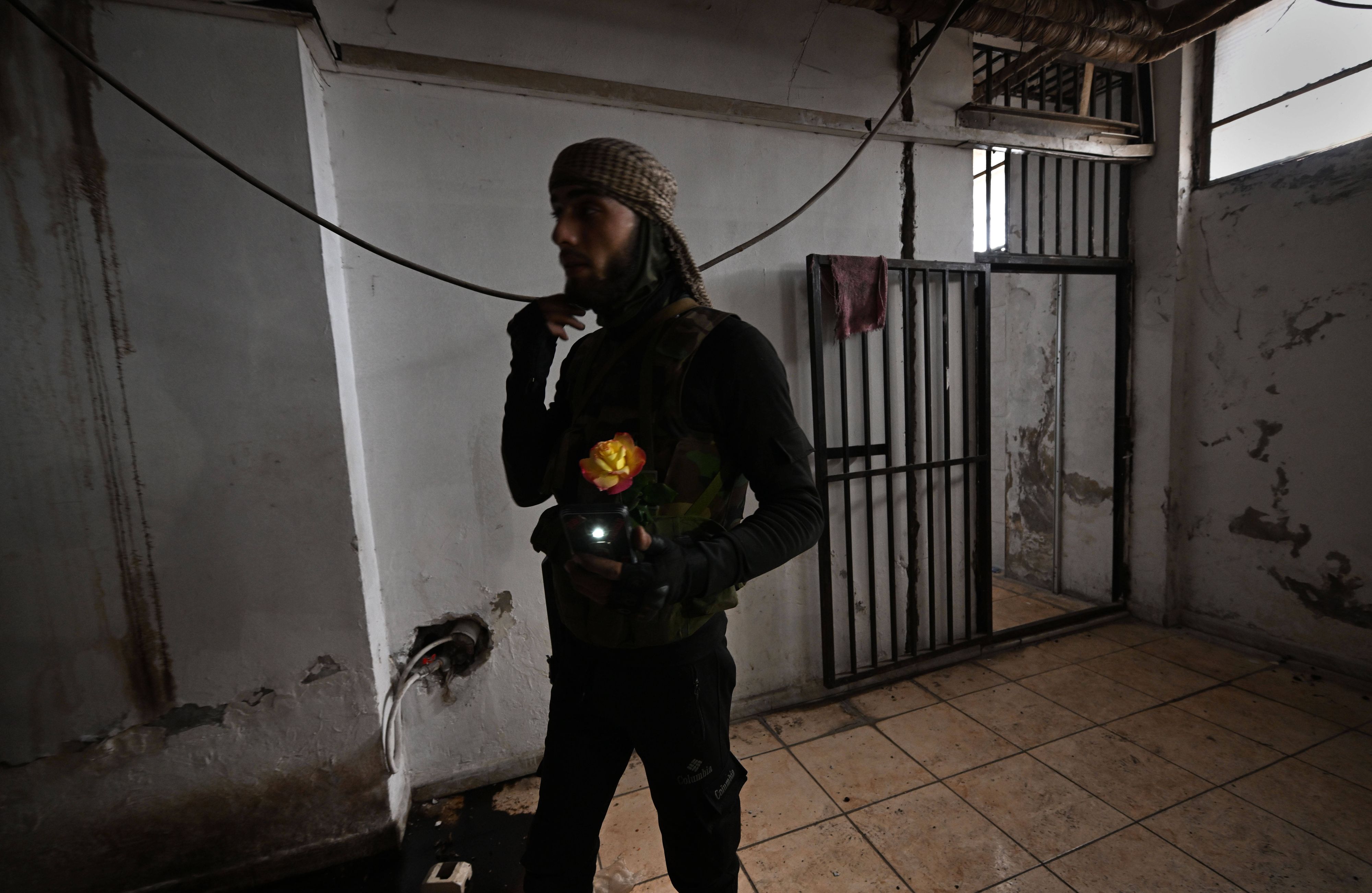 In ihrer Heimat sollen die Männer 21 Opfer misshandelt haben. (Symbolbild)