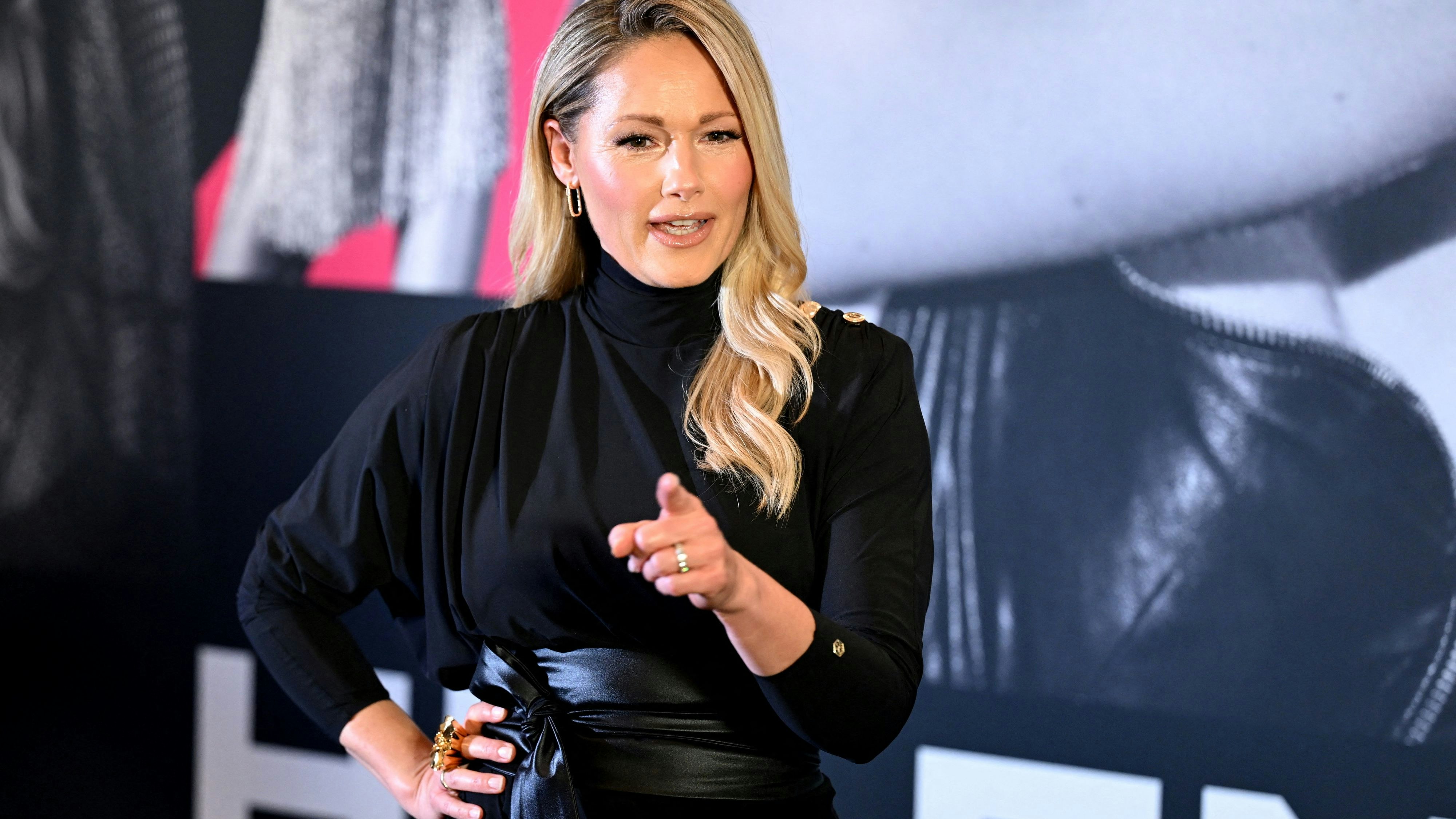 Helene Fischer gibt Pressekonferenz | Heute.at