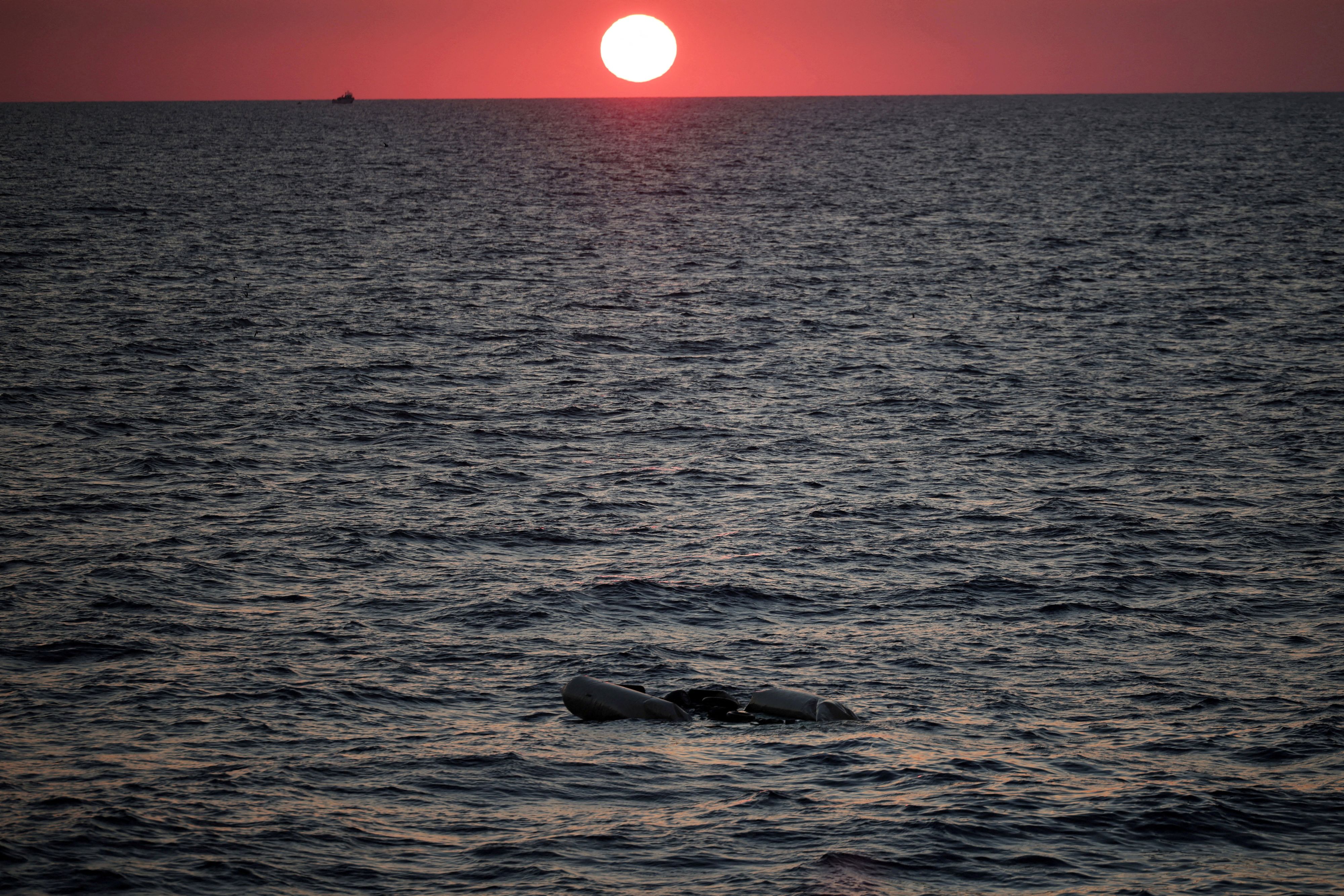 Die Hilfsorganisation Ärzte ohne Grenzen hat angekündigt, ihre Rettungseinsätze im Mittelmeer wieder aufzunehmen.