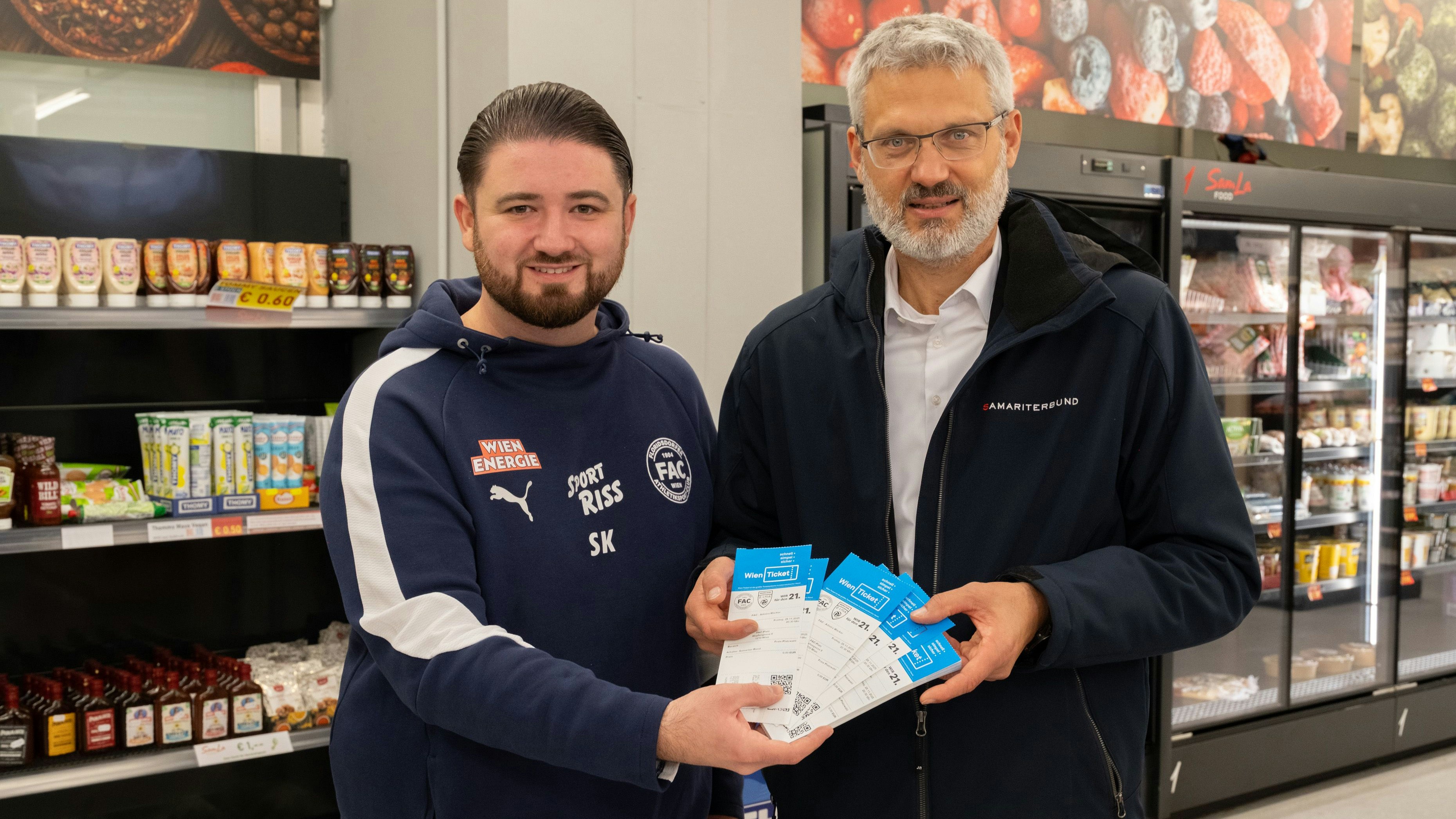 FAC-Geschäftsführer Stefan Krainz und Oliver Löhlein, Geschäftsführer des Samariterbunds Wien (v.l.)