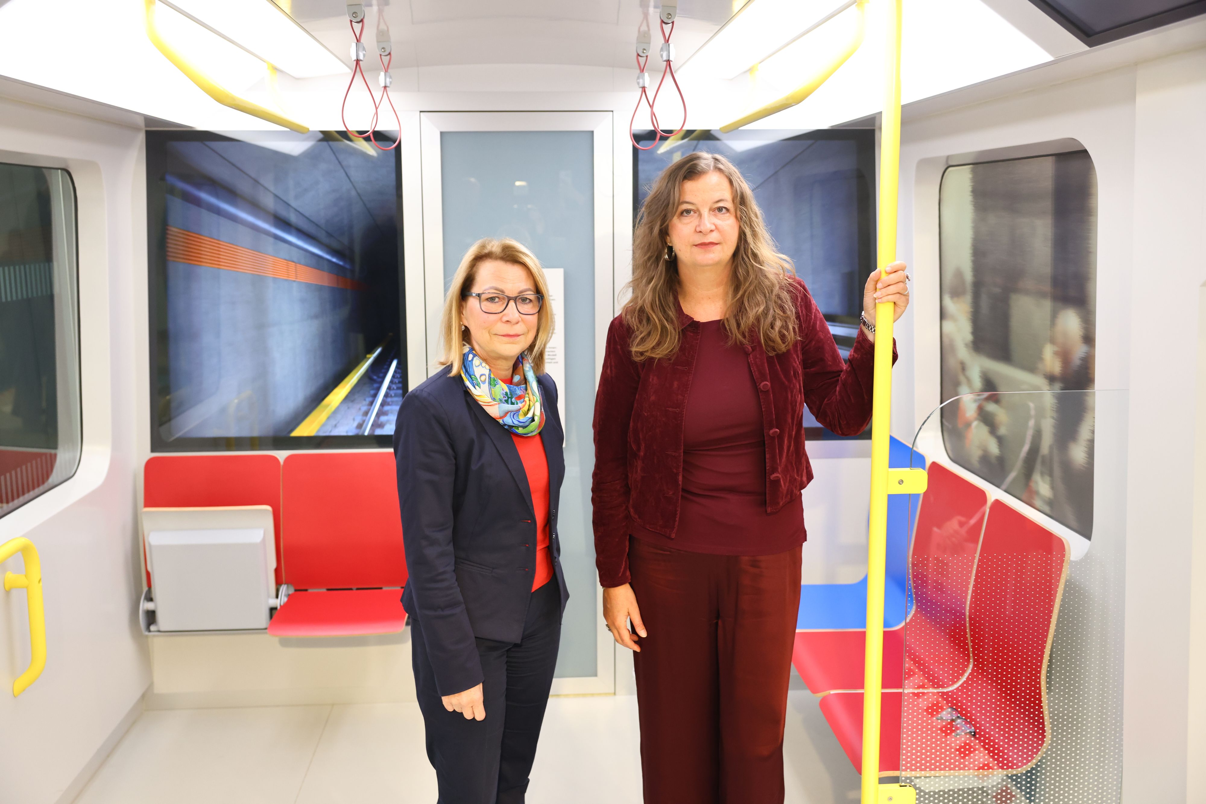 Wiener-Linien-Geschäftsführerin Alexandra Reinagl und Öffi-Stadträtin Ulli Sima zur Verzögerung des U-Bahn-Ausbaus.