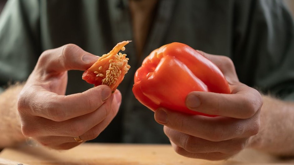 Heute.at - Darum solltest du Paprika-Kerne mitessen