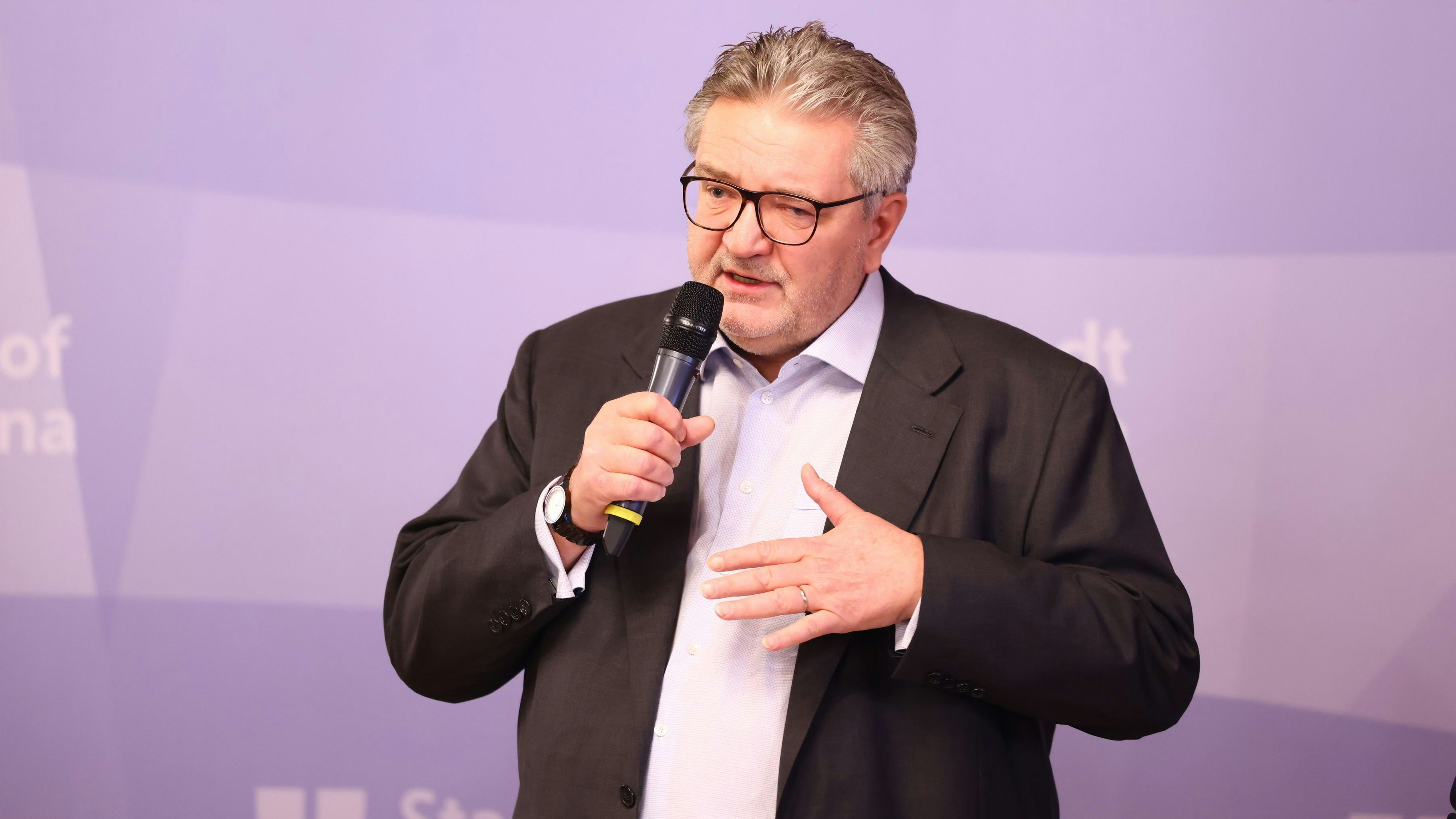 Heute.at - Ambulant vor stationär – Stadt streicht 800 Betten