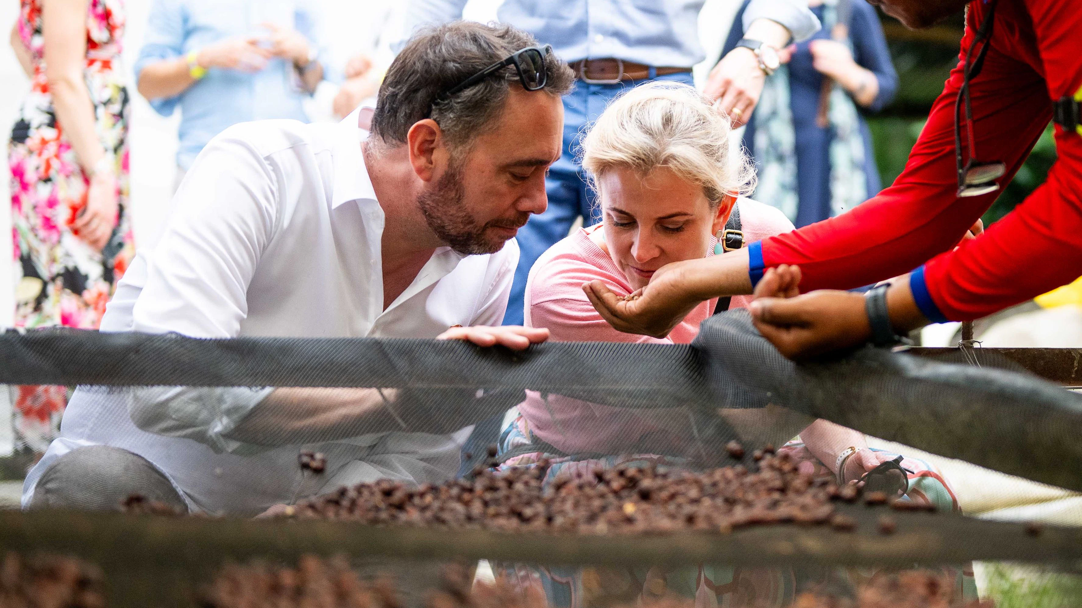 Besichtigung einer Kaffeeplantage gemeinsam mit Belgiens AM Maxime Prevot (UNODC Projekt um Bauern zu helfan auf legale Alternativen umzusteigen)