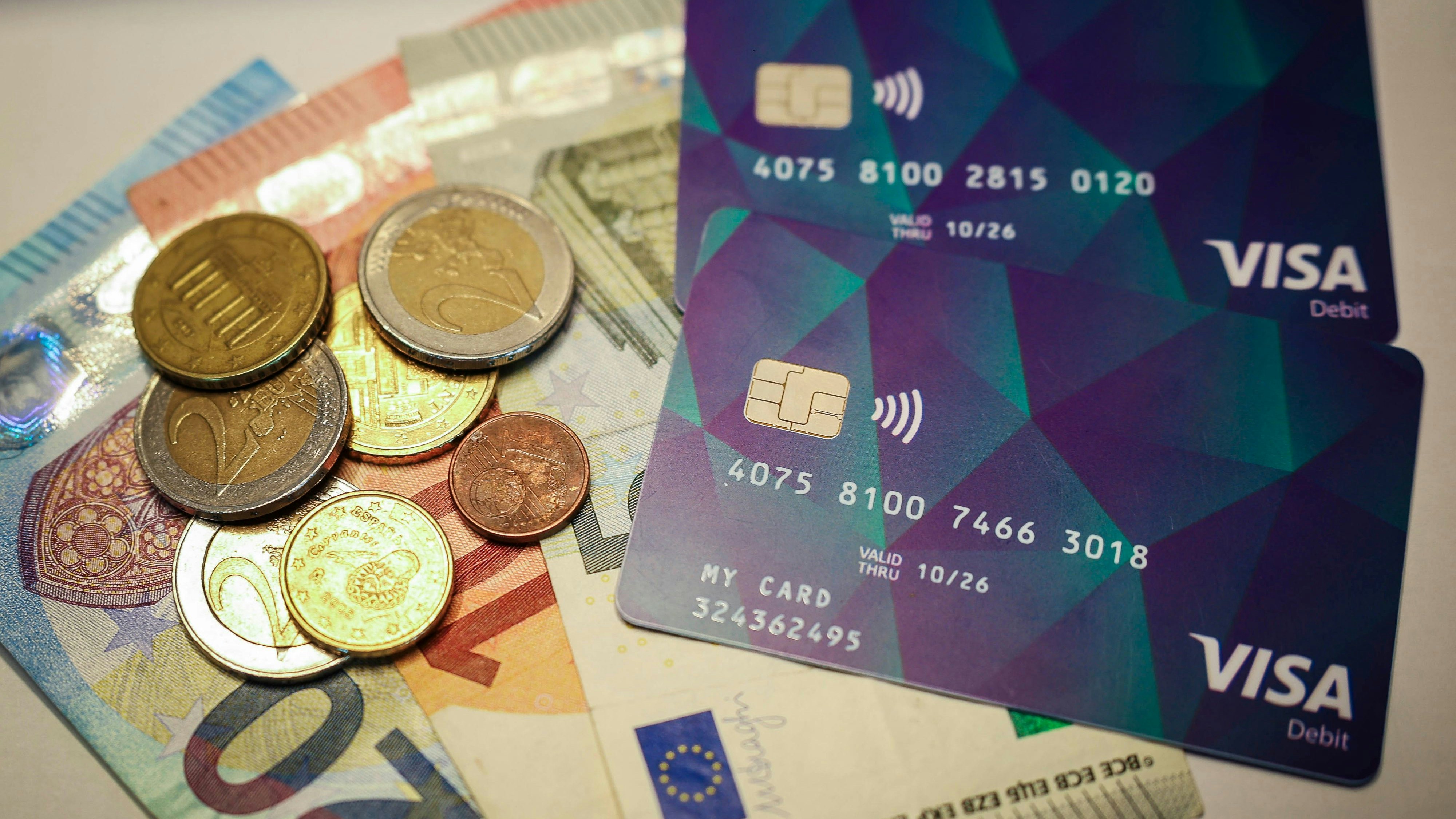 Heute.at - Initiative will das System Bezahlkarte austricksen