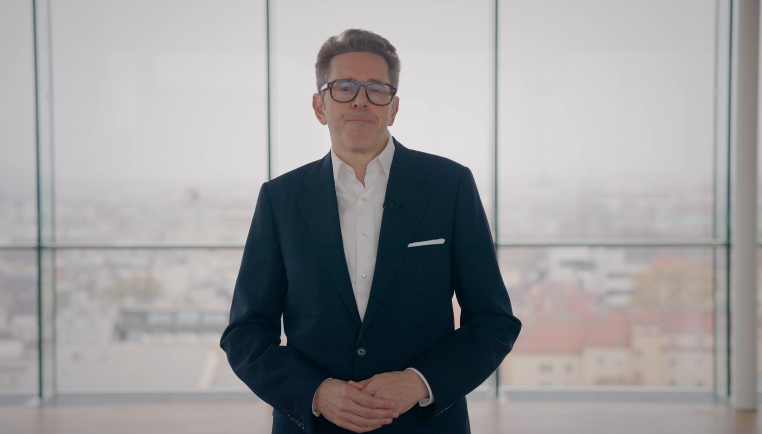 Heute.at - Paukenschlag, alles aus! Jetzt spricht Harald Mahrer