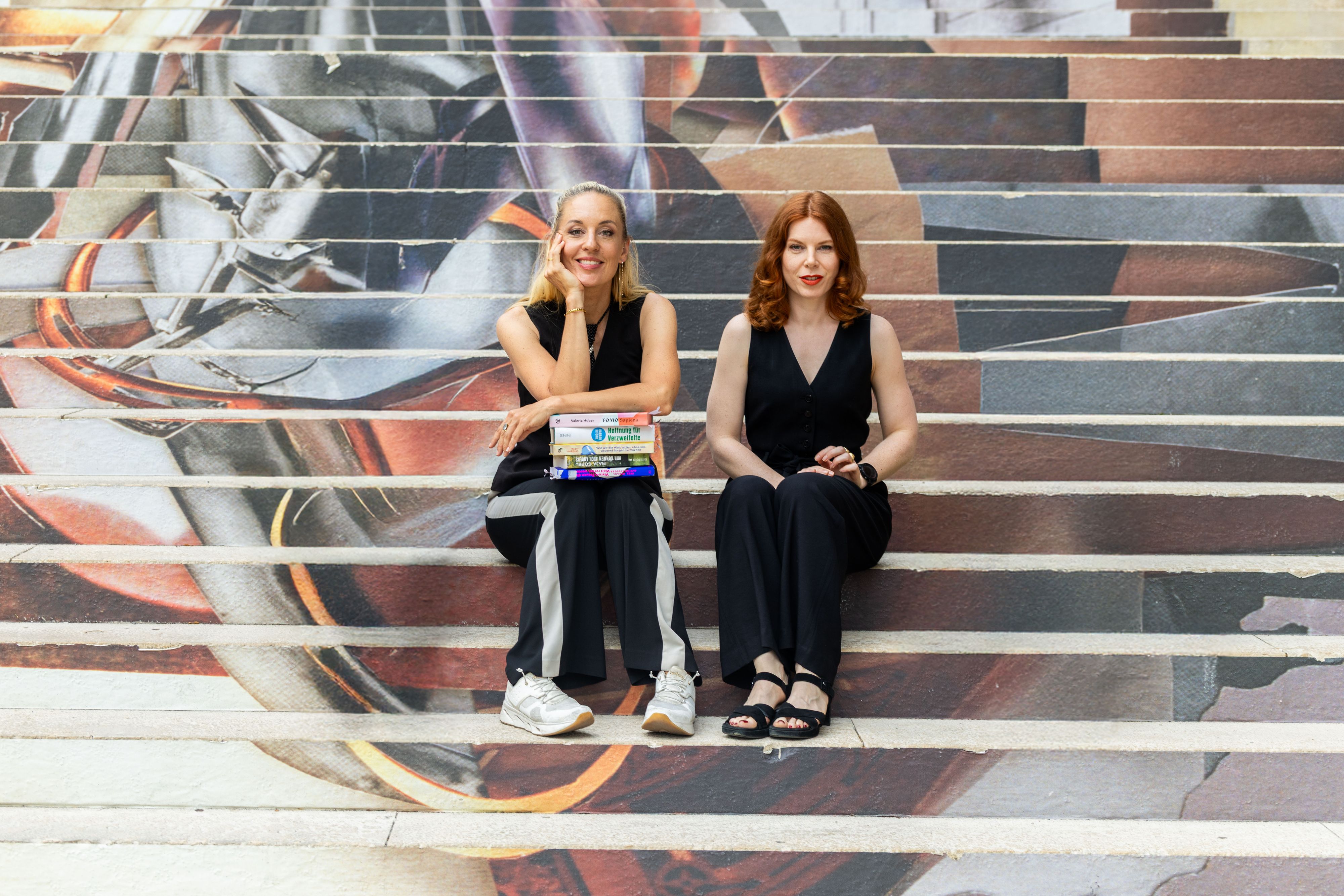 Der MQ FEB (Female Empowerment Buchclub) von Lilian Klebow und Teresa Vogl ist mit einer neuen Ausgabe auf der Buch Wien.