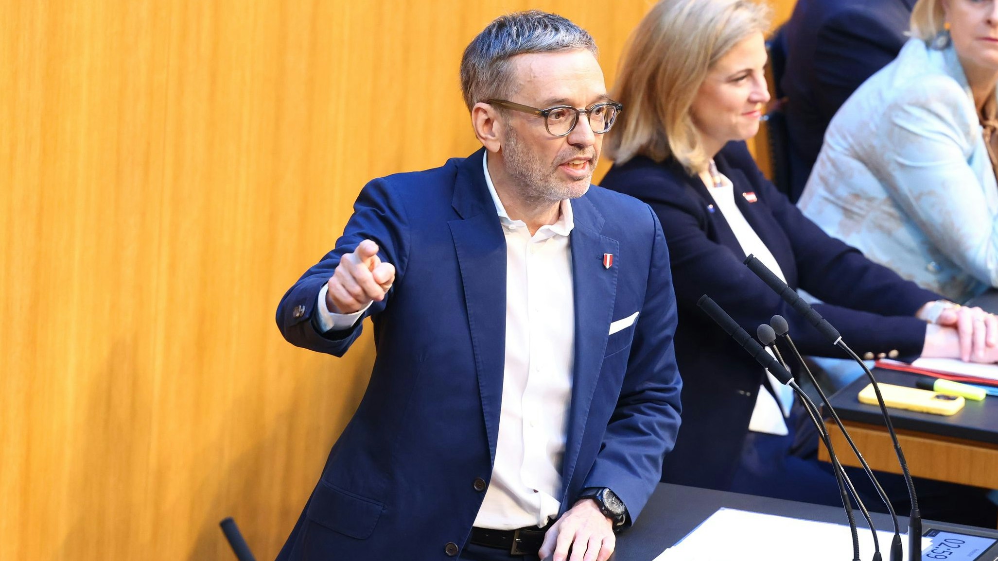 Heute.at - Regierung ist tot! – Kickl rechnet mit Ministern ab