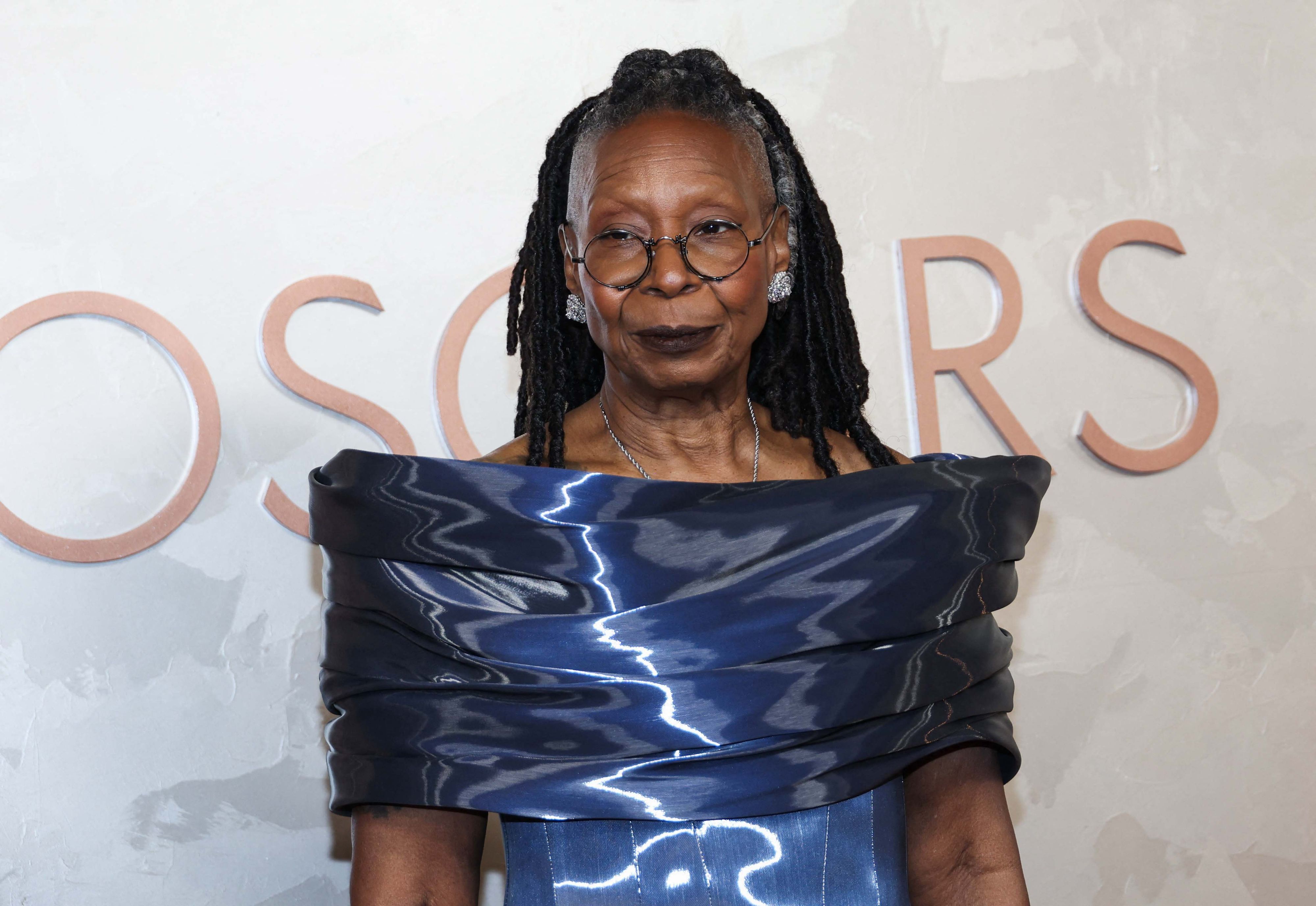 Whoopi Goldberg bei der Ankunft Oscar-Verleihung 2025 in Hollywood, Los Angeles.