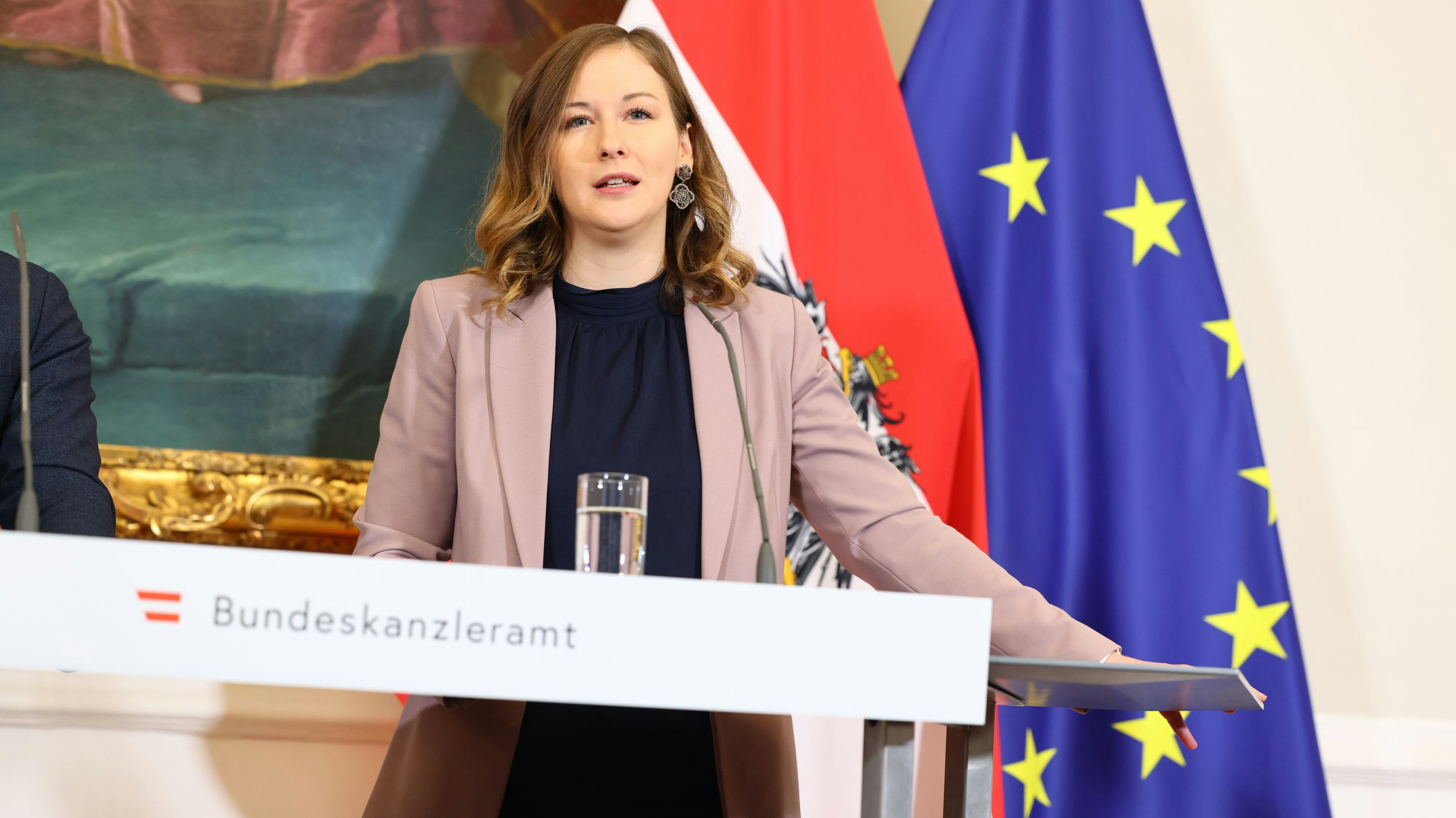 Miniterin Cladia Plakolm: "Null Toleranz gegenüber all jenen, die Mädchen in ihrer Entwicklung hindern."