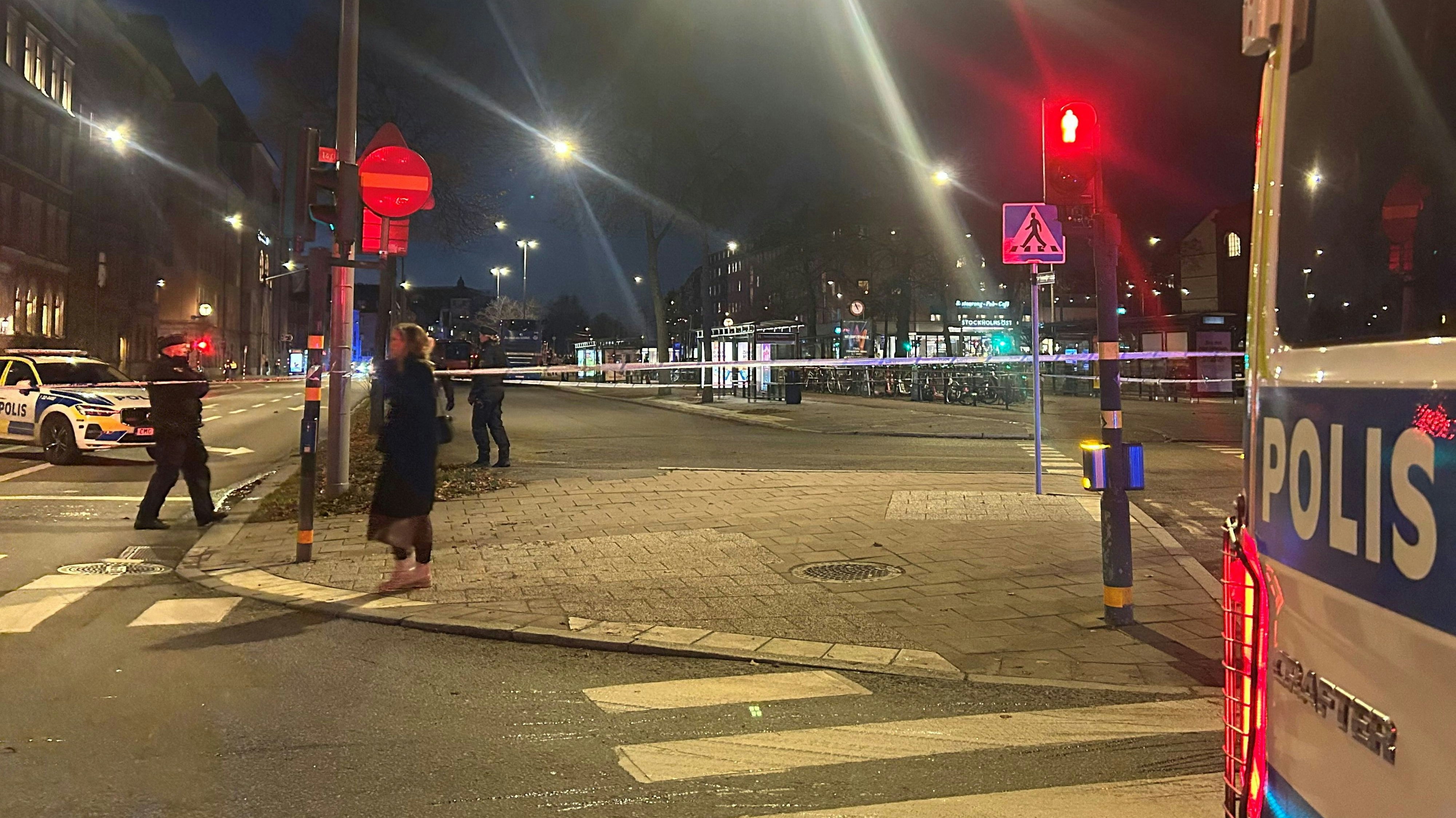 Heute.at - Bus rast in Haltestelle – mehrere Tote nach Unfalldrama