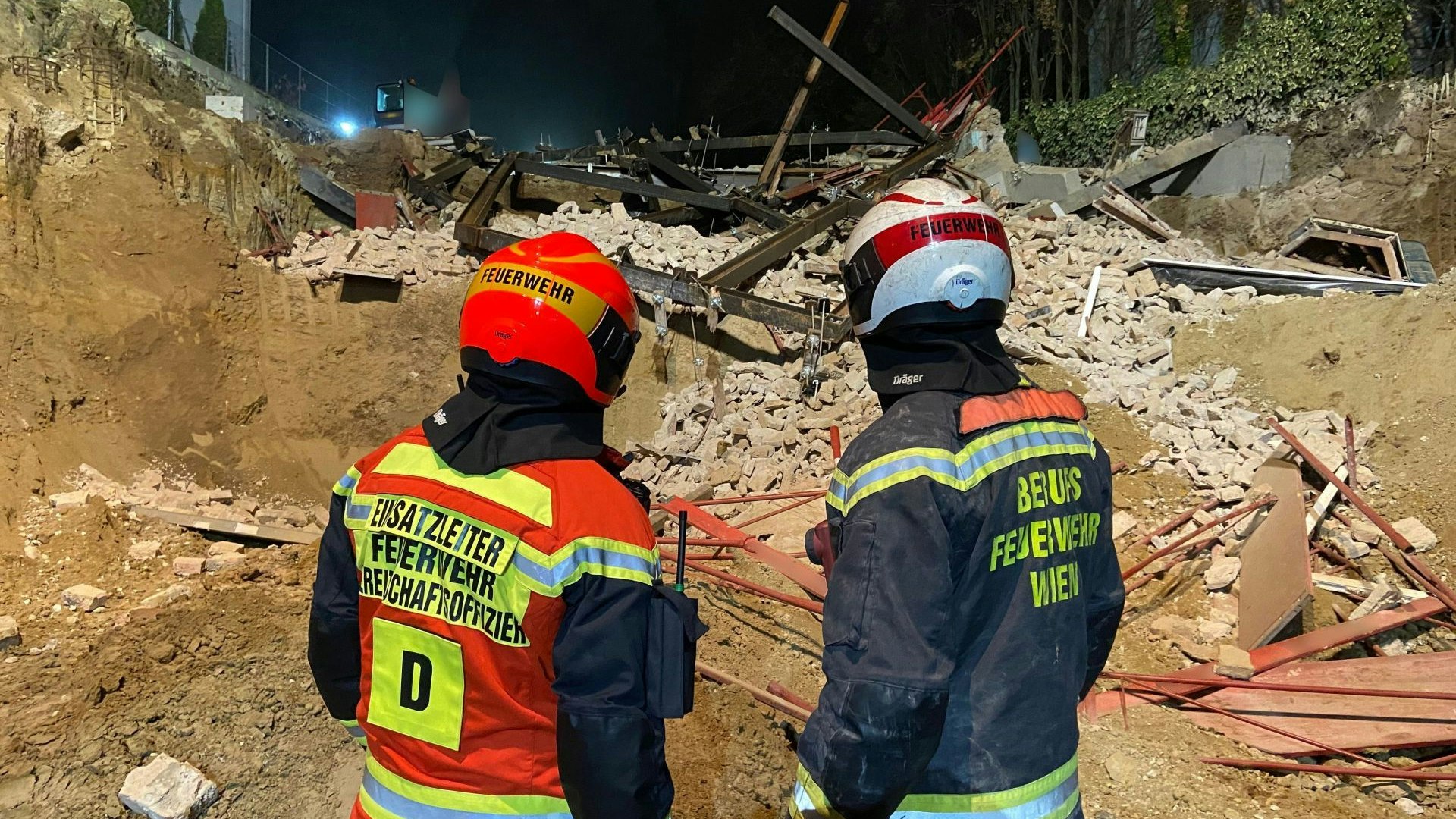 Heute.at - Haus in Döbling eingestürzt – Großeinsatz in Wien