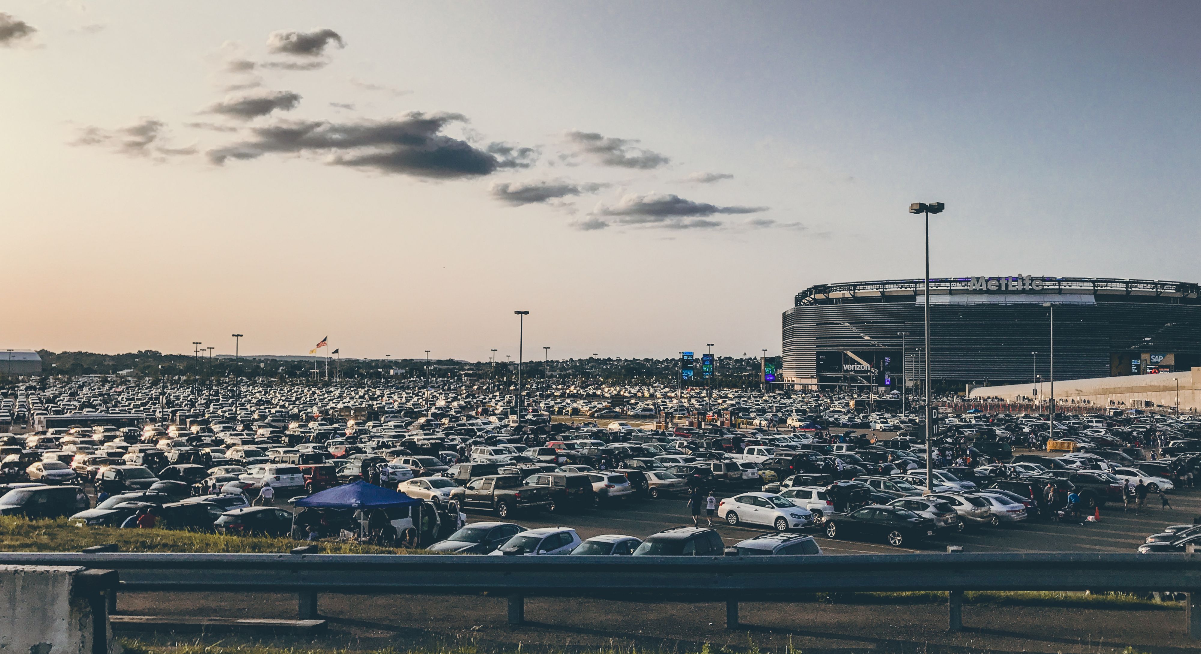 Der Parkplatz vor dem Metlife Stadium.