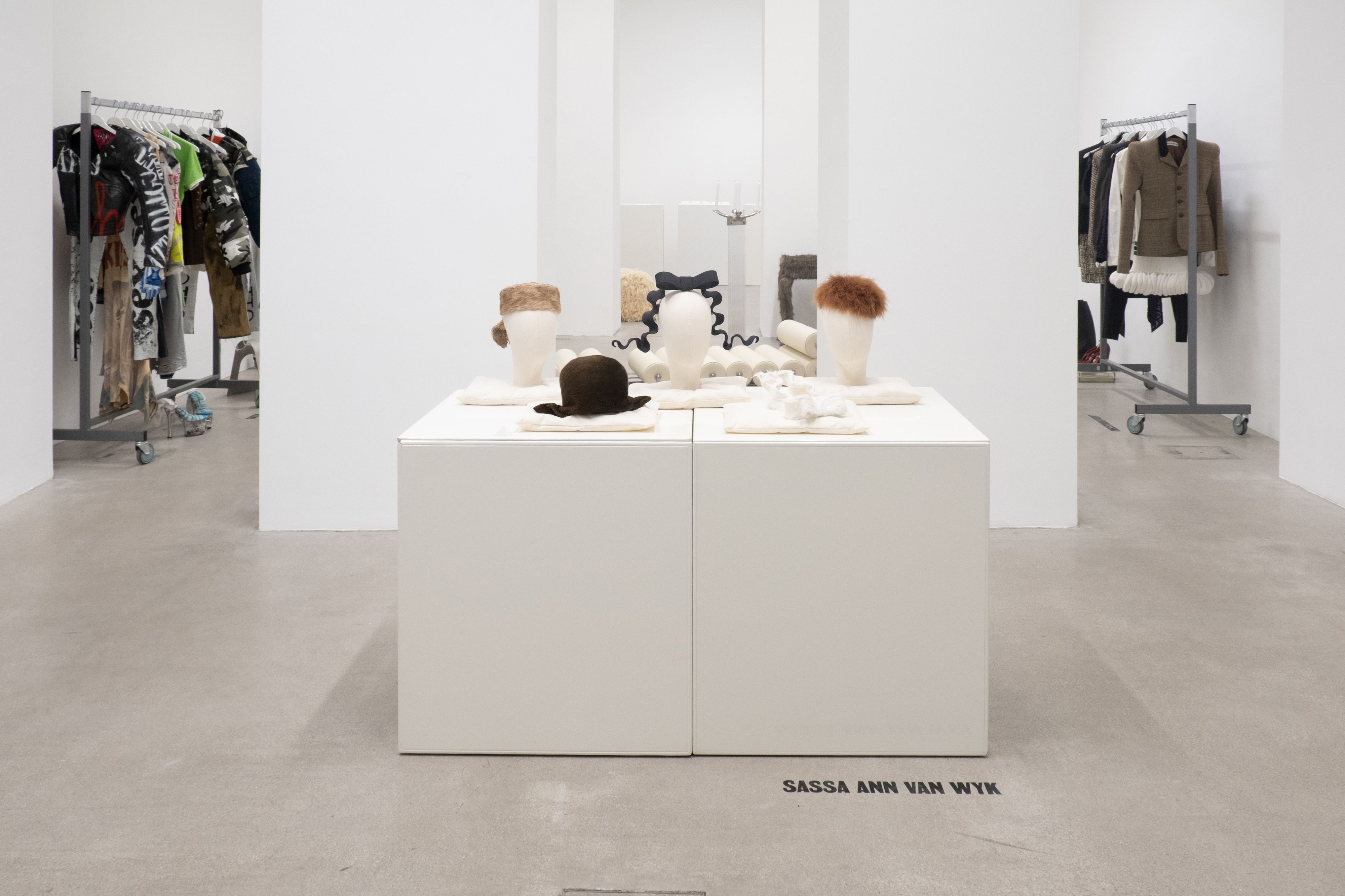 Die Austrian Fashion Association&nbsp;schafft mit dem Showroom einen eigenständigen Raum des Dialogs zwischen Mode, Objekt und materieller Kultur.