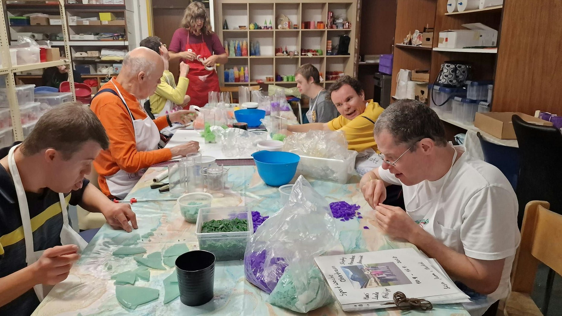 Heute.at - Behinderten-Werkstatt lädt zum Kerzenkauf am Sonntag