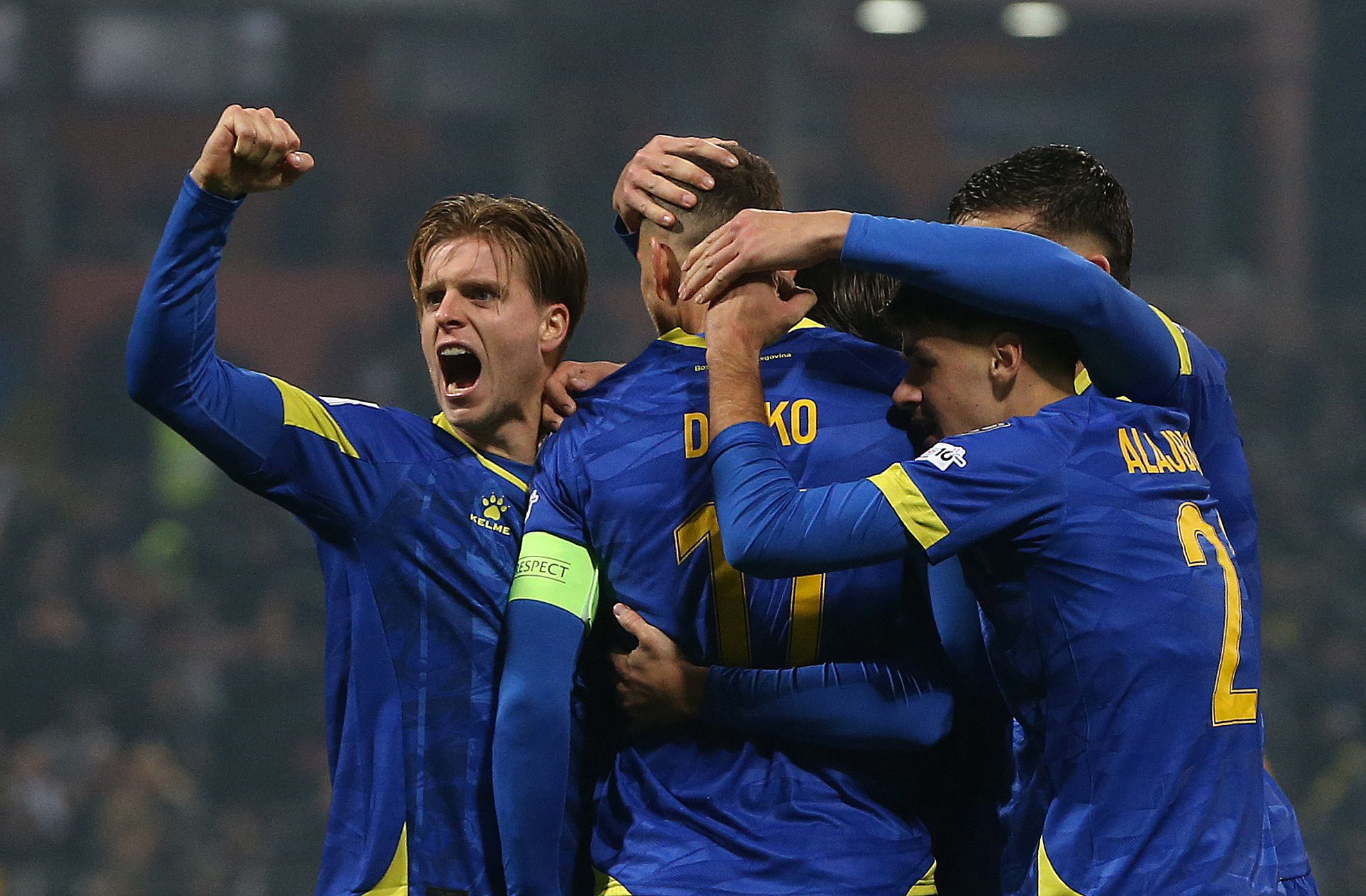 Ganz großer Jubel! Bosnien siegt gegen Rumänien. 