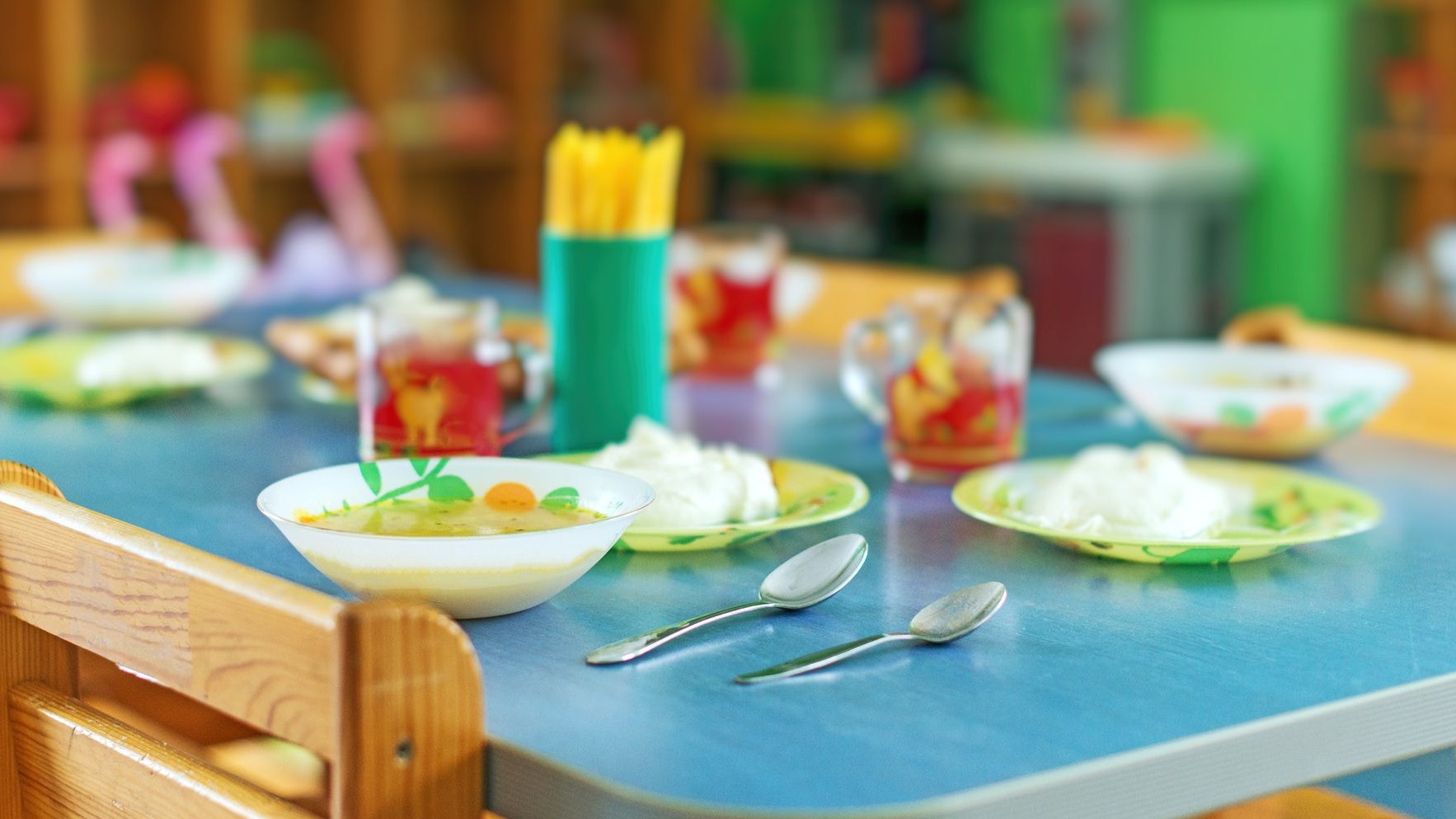 Heute.at - Kein Mittagessen im Kiga: Studie deckt große Lücken auf