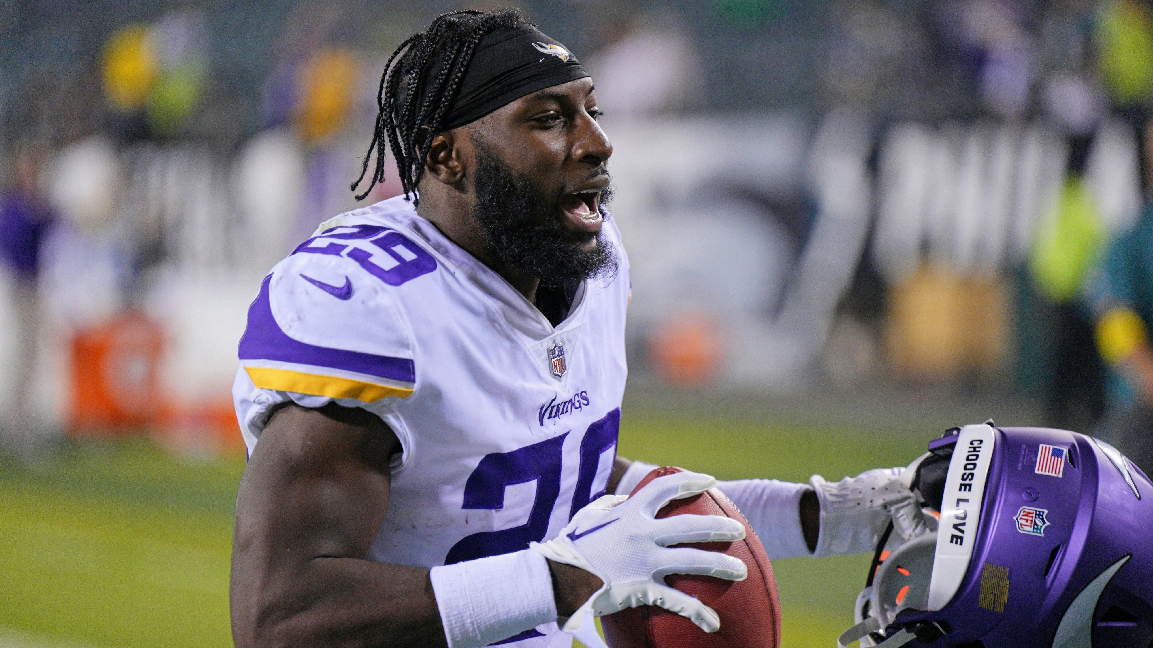 Heute.at - NFL-Star schwebt nach Schüssen in Lebensgefahr