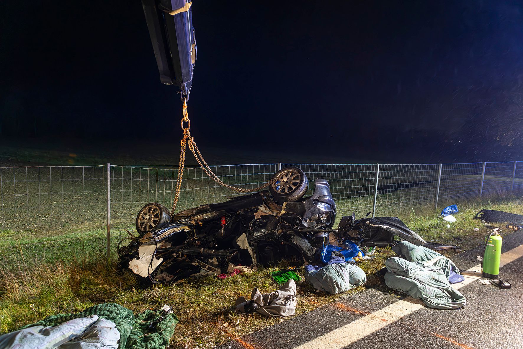 Verkehrsunfall forderte zwei Todesopfer und mehrere Verletzte