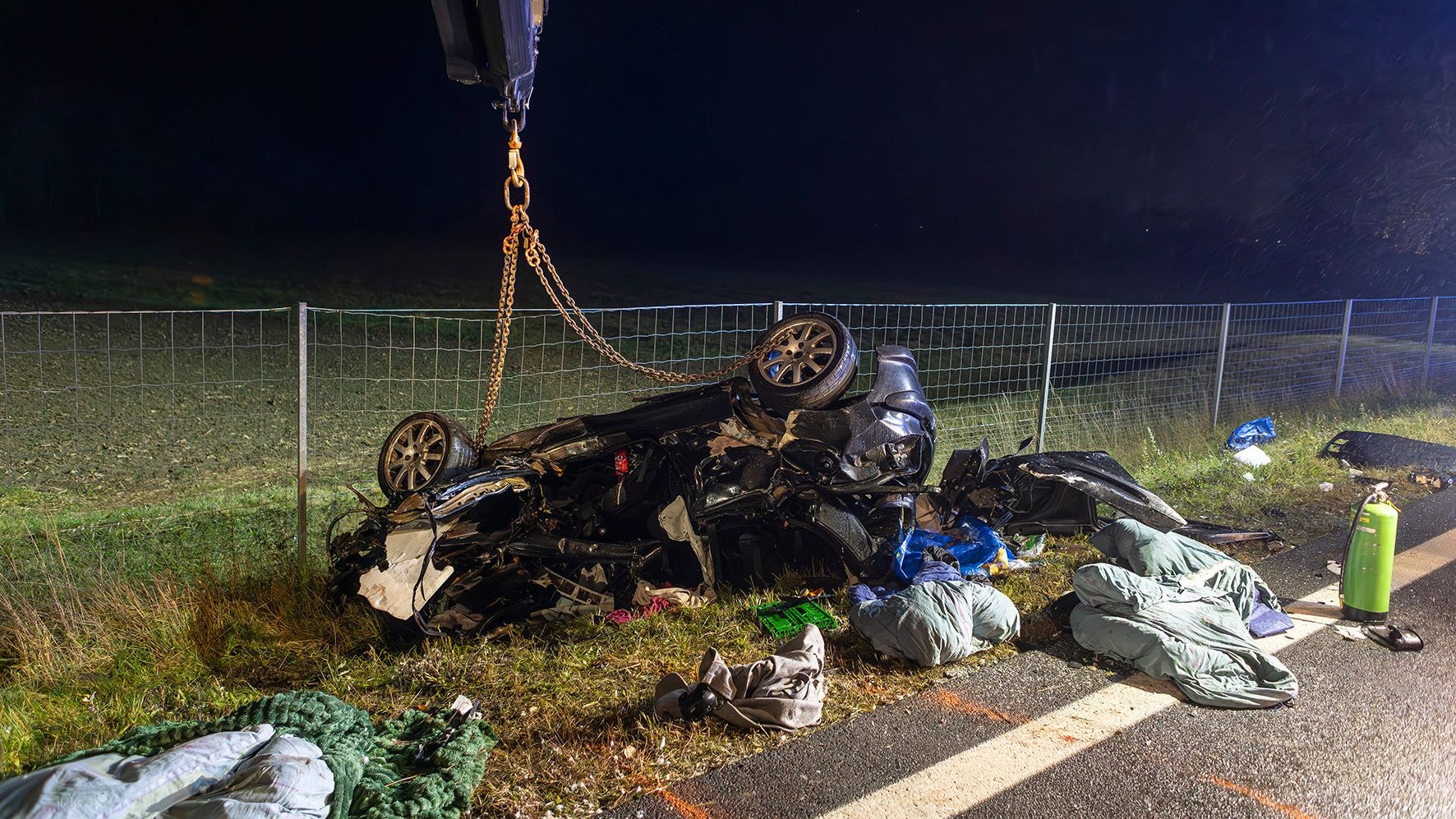 Heute.at - Horror-Crash auf S5! Lenkerin hatte keinen Führerschein