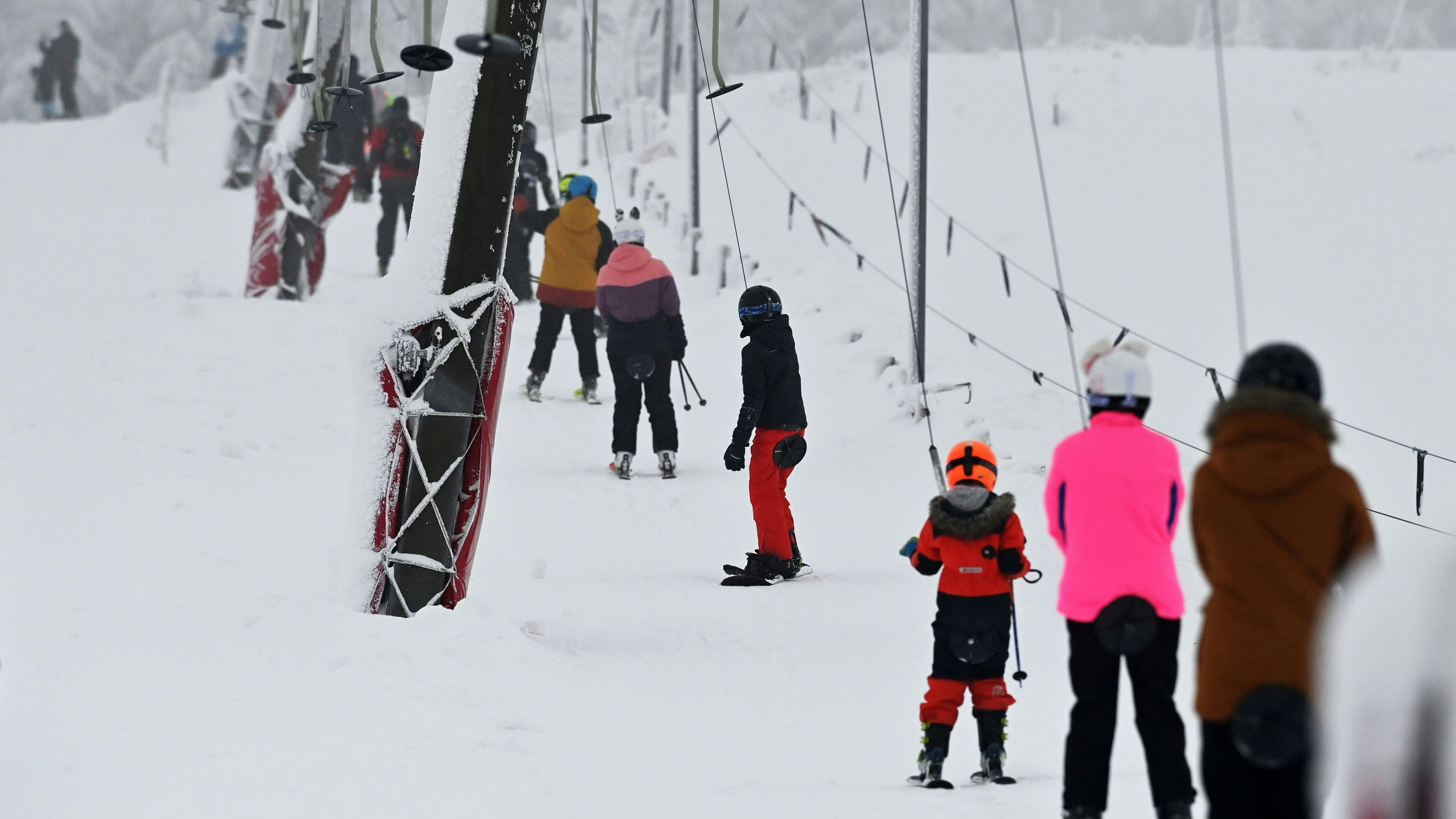 Heute.at - Beliebter Skiort warnt jetzt vor tödlichem Virus