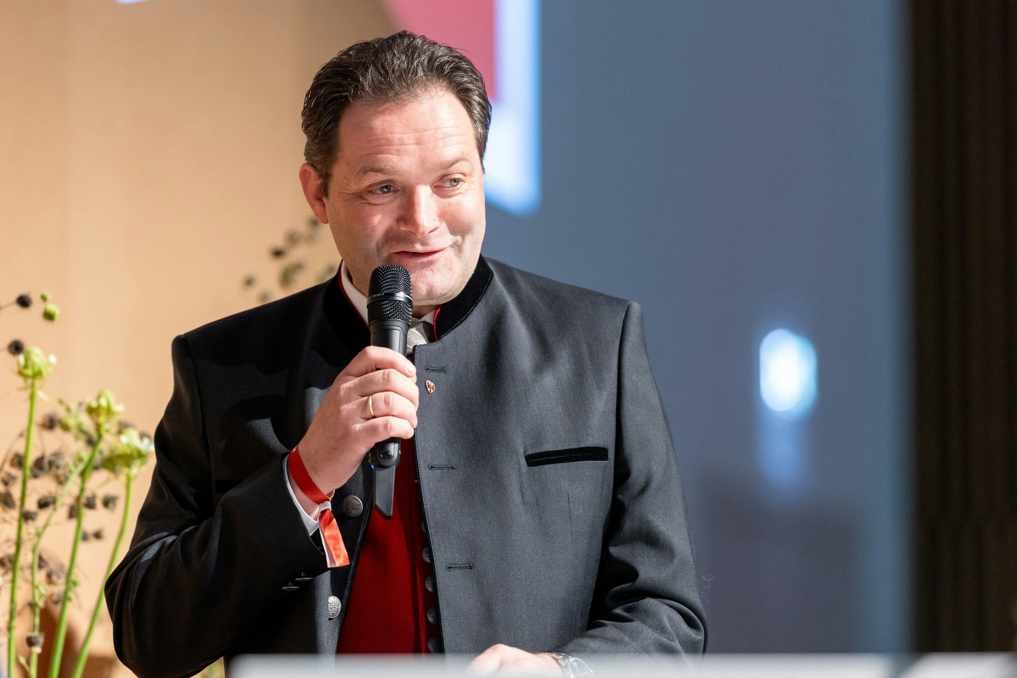 Norbert Totschnig, Minister für Landwirtschaft und Klimaschutz gleichermaßen, vertritt Österreich am Weltklimagipfel