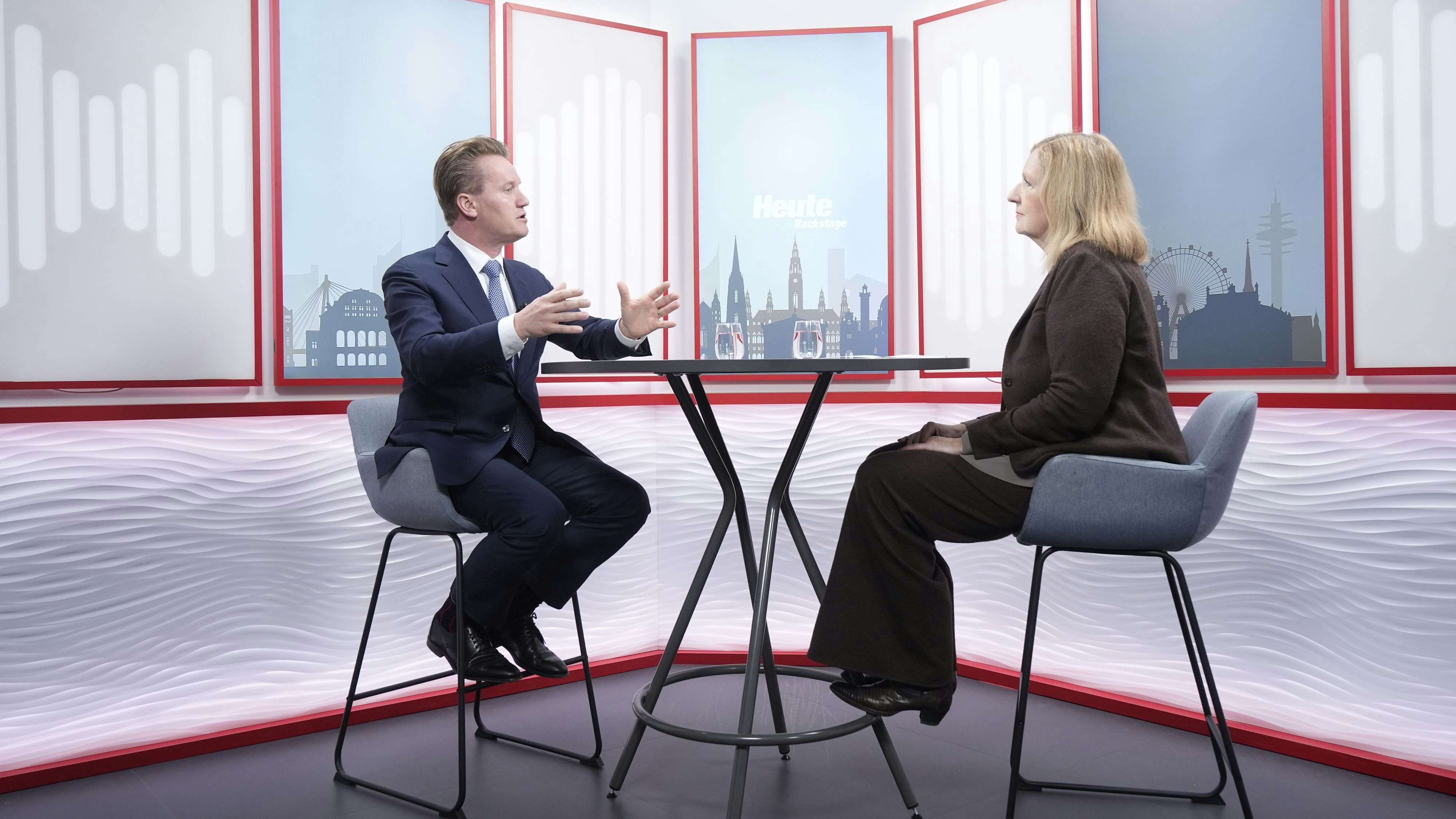 Industriepräsident Georg Knill im "Heute"-Studio beim Interview.