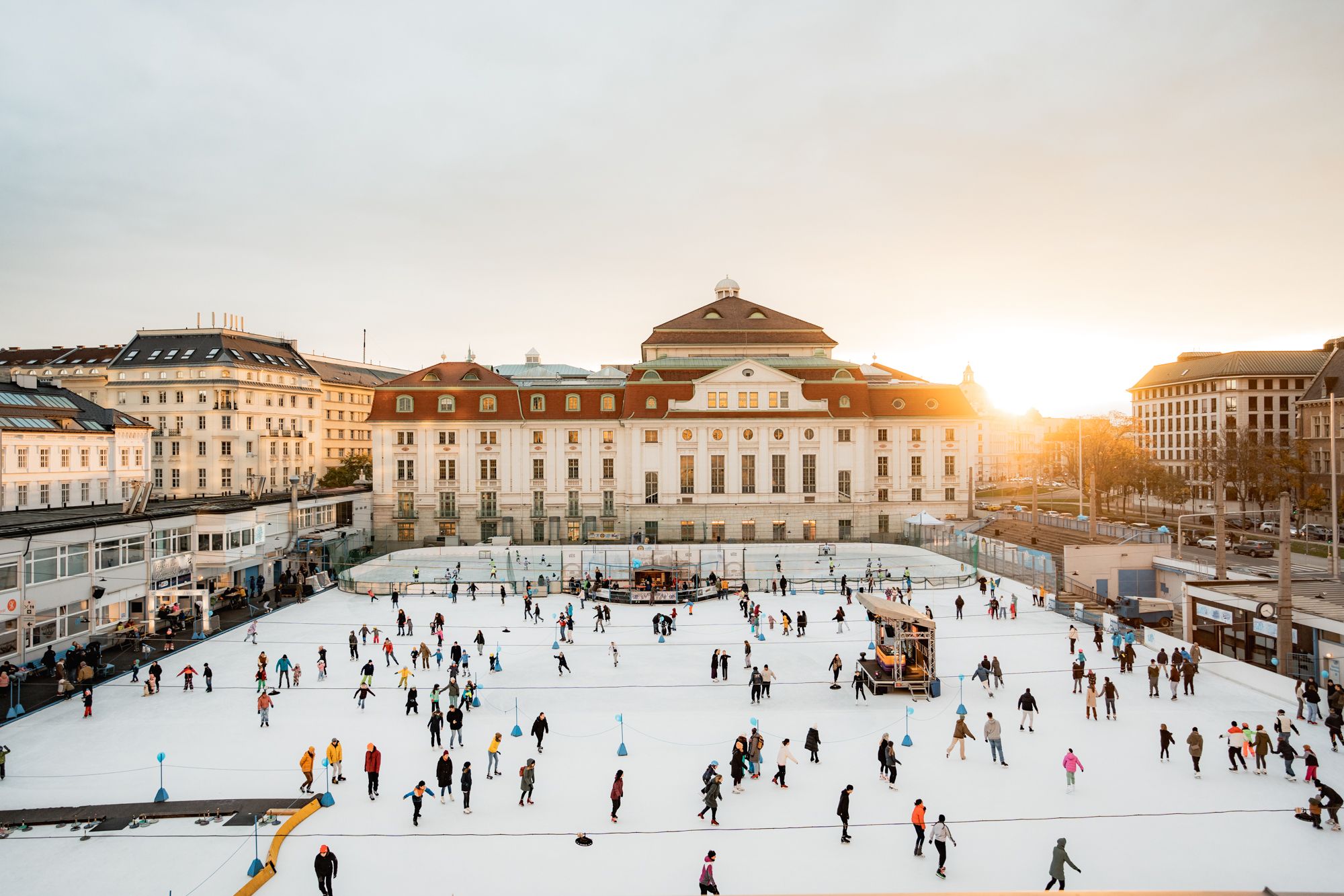 Verpasse nicht den Saisonstart am 22.11.2025