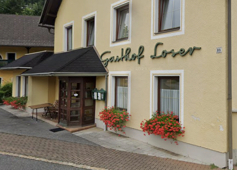 Der Betreiber des Gasthof und Pension Loser stehen vor schwierigen Zeiten.