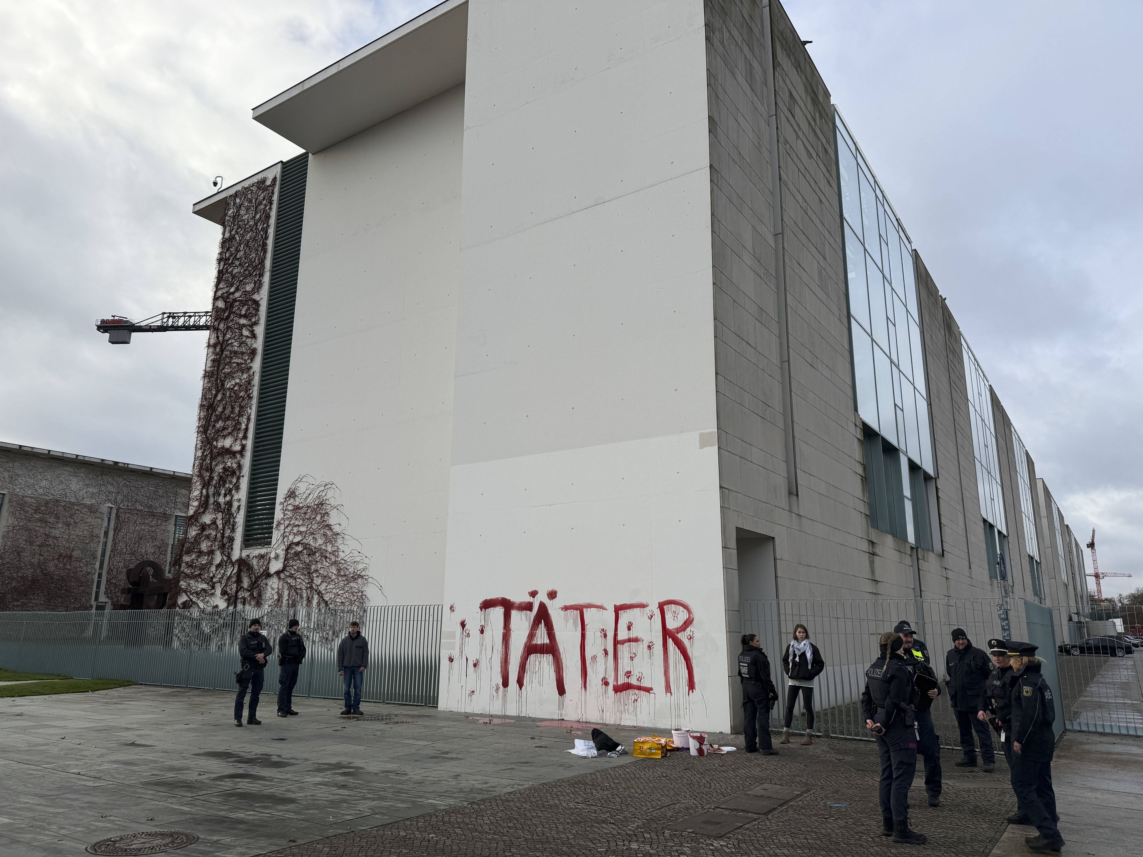 Der Amtssitz von Friedrich Merz wurde beschmiert.