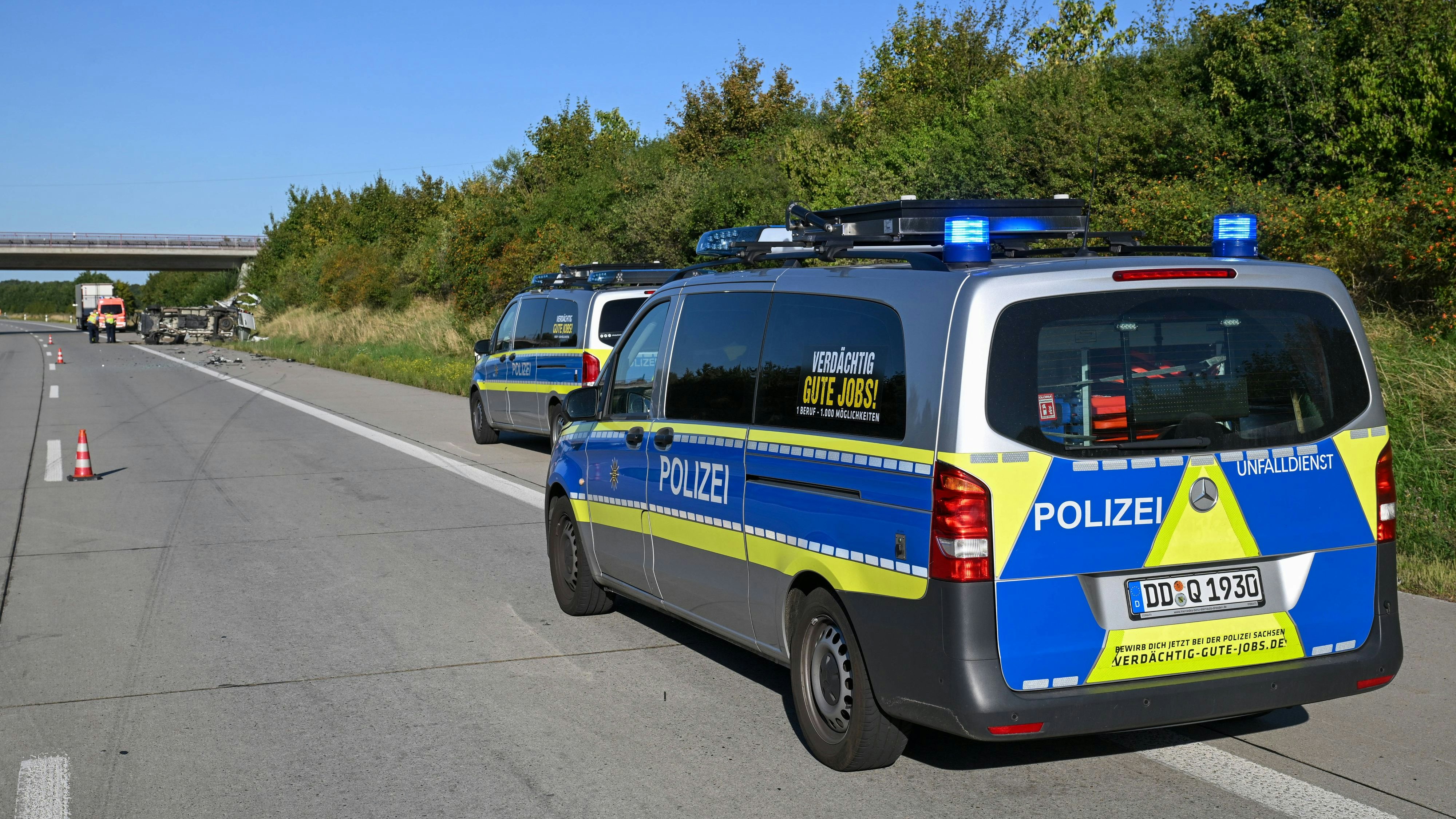 Heute.at - Nach Hände-Fund auf Autobahn: Leiche ohne Kopf entdeckt