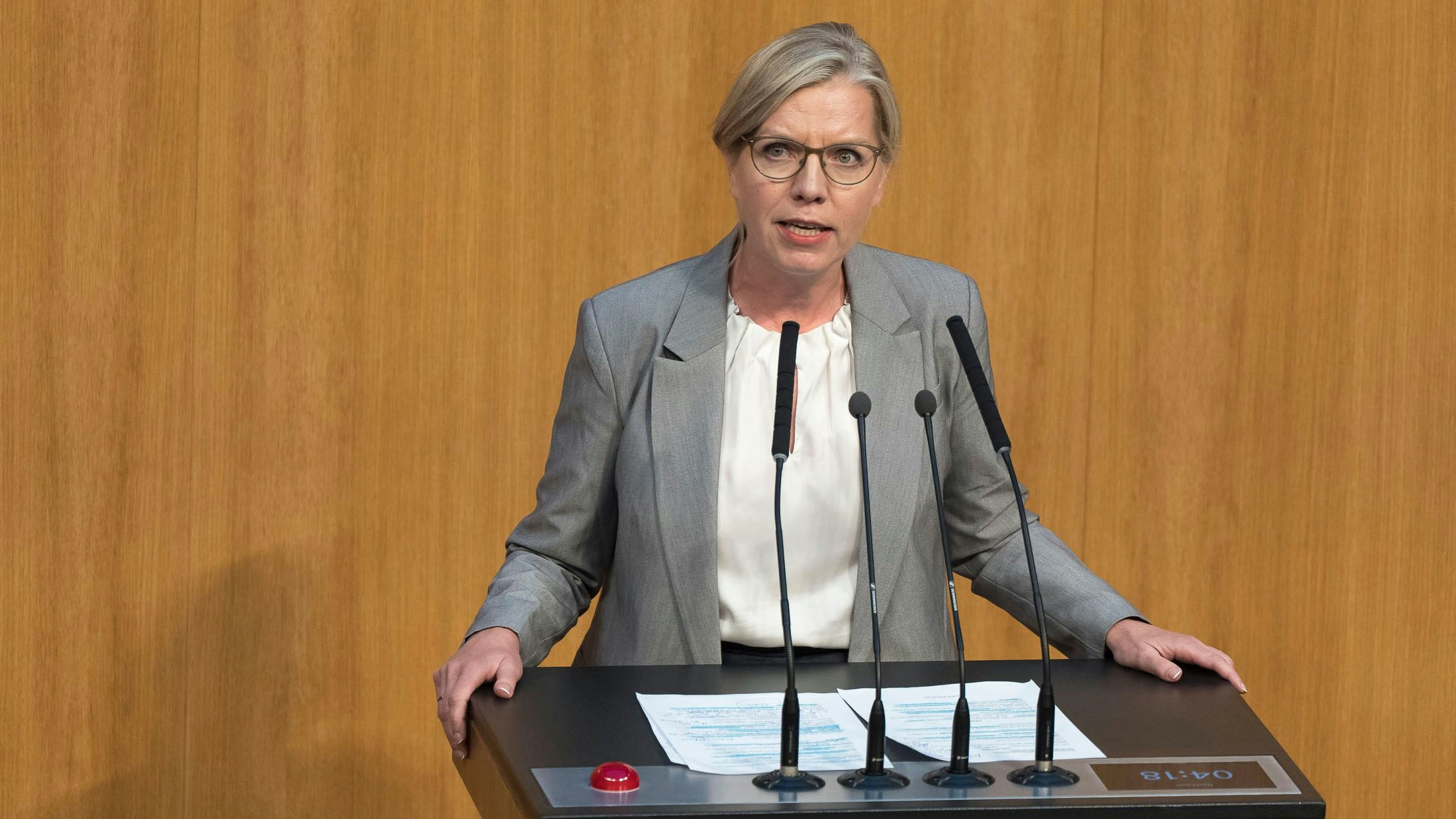 Heute.at - Mogelpackung! – Scharfe Kritik an Billigstromgesetz