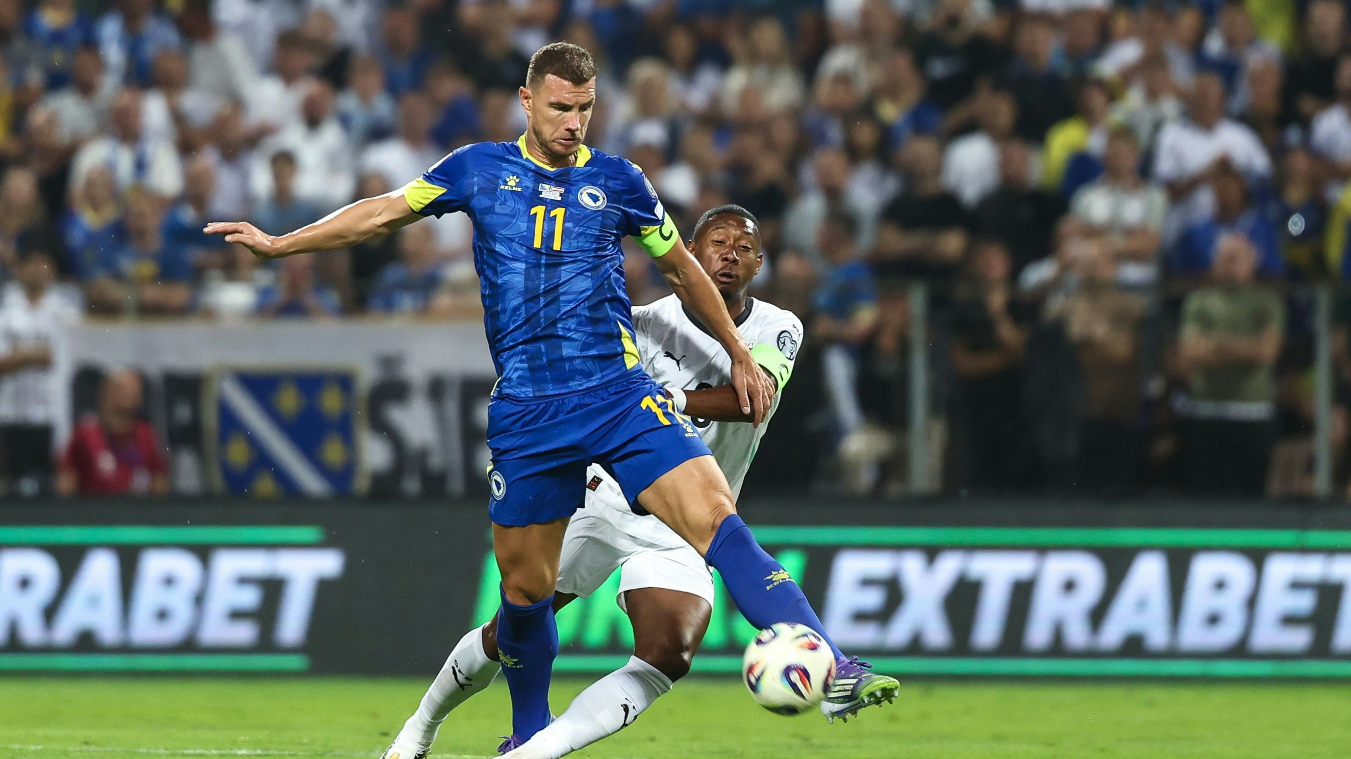 Heute.at - Stürmerlegende Dzeko: Das ist Bosniens heißeste Waffe