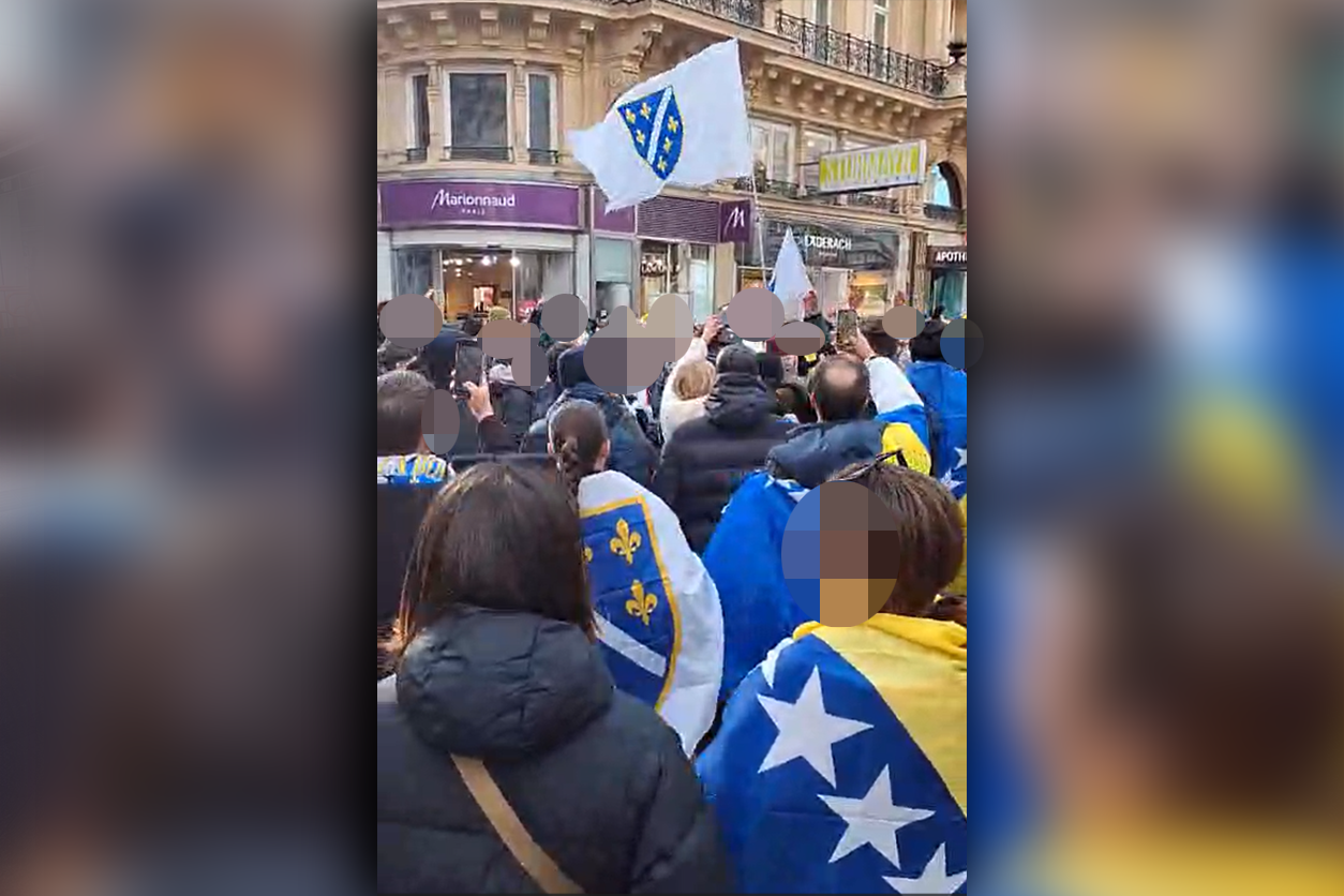 In der Kärntner Straße versammelten sich die ersten Fans.