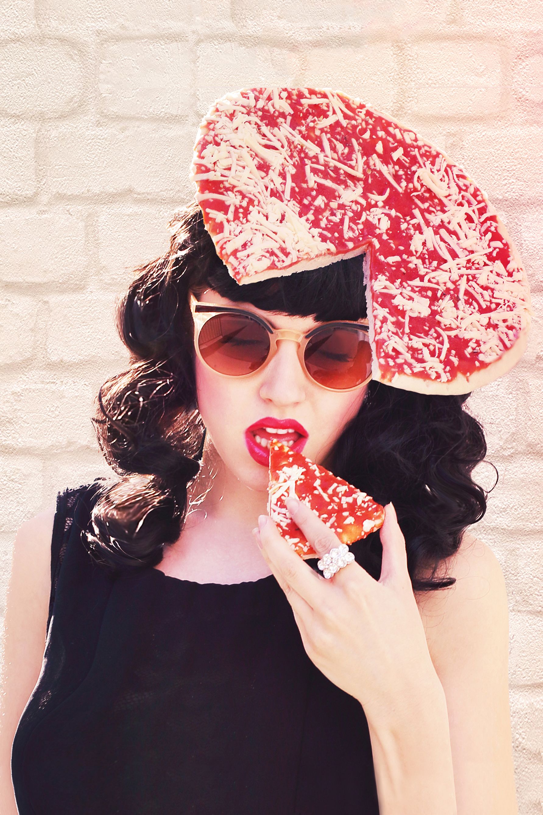 Heute.at - Ihre Fotos sind so heiß, dass die Carabinieri anrückten