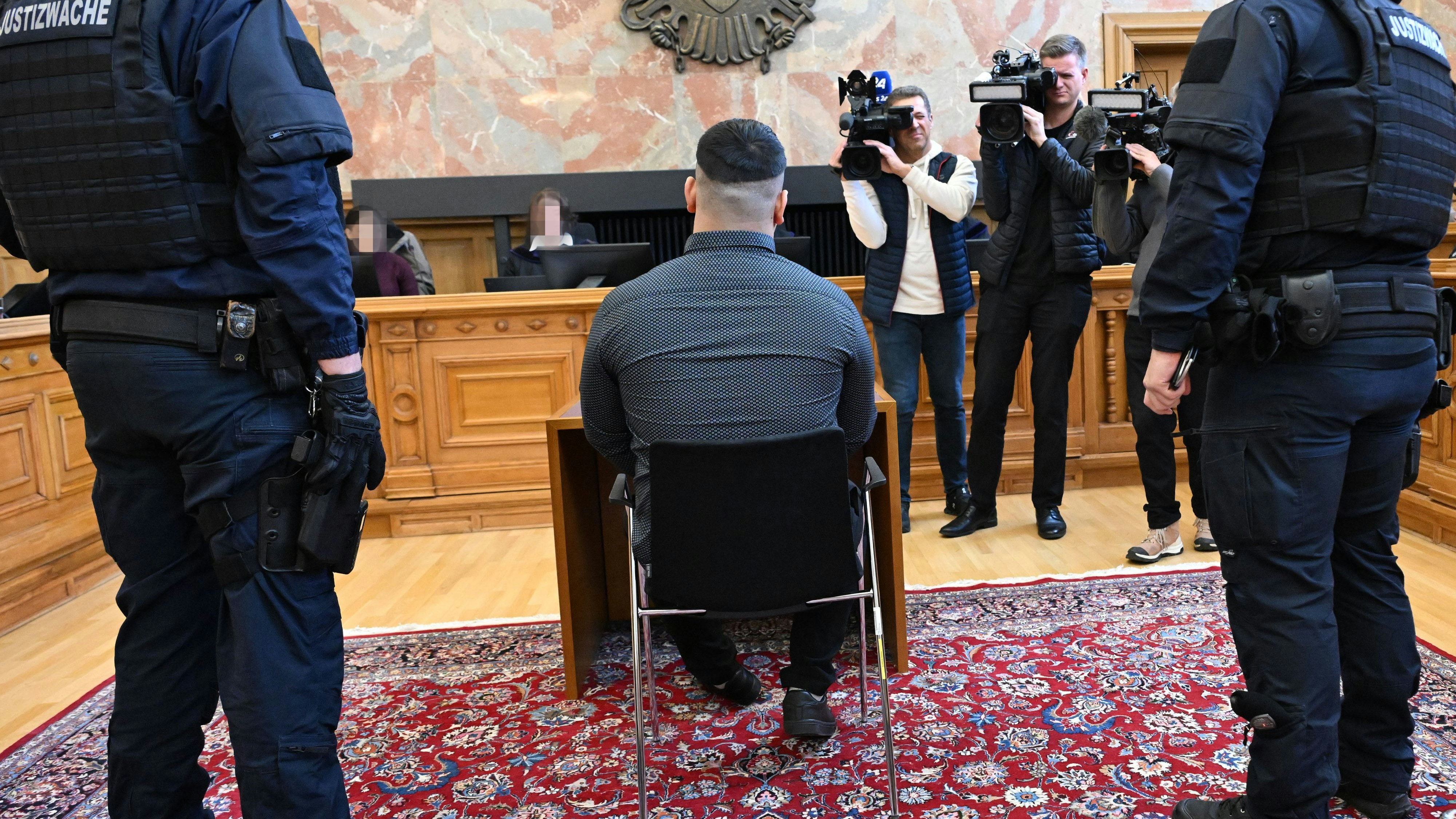 Der Prozess gegen den 22-Jährigen findet in Salzburg statt.