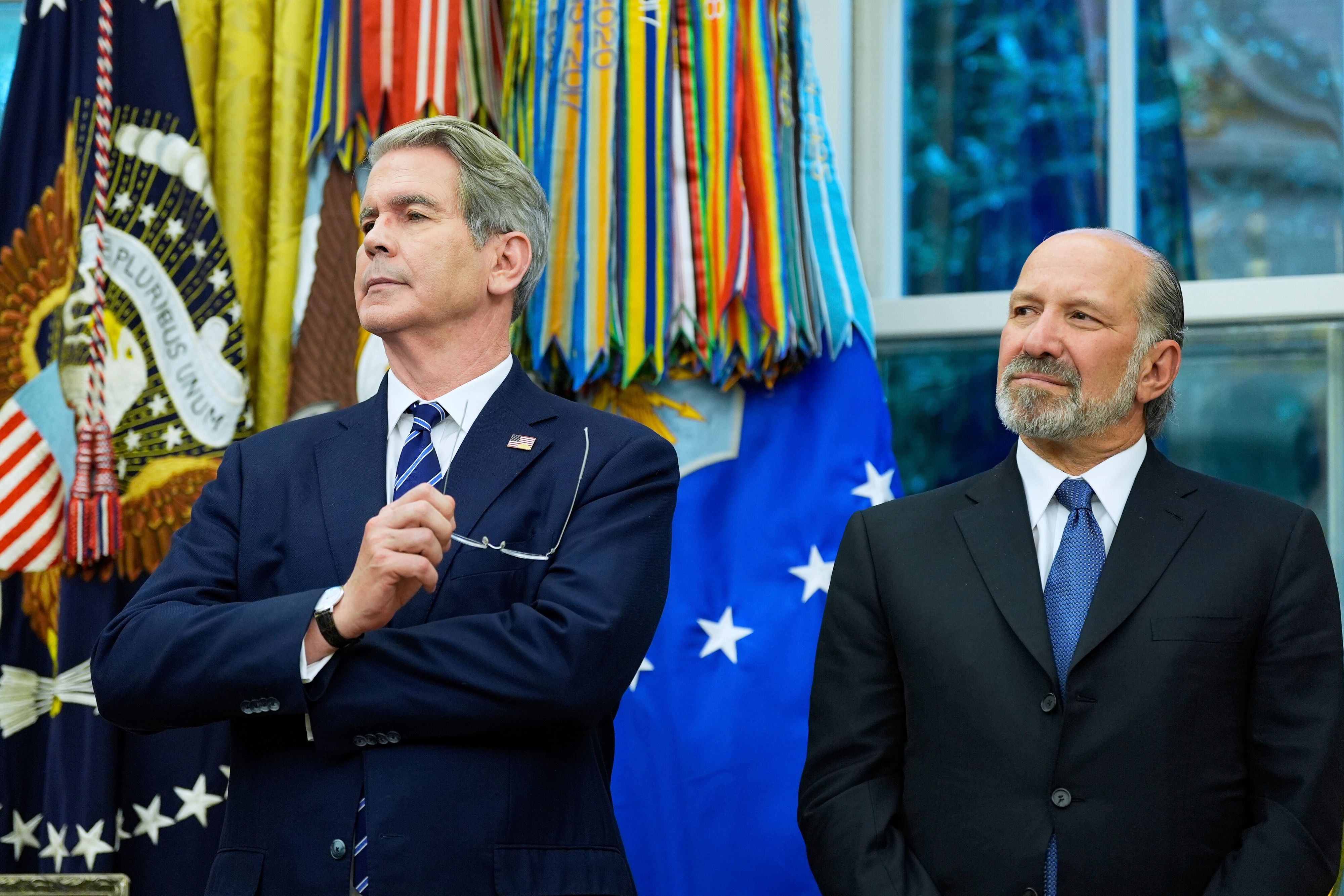 Erhalten von den US-Firmenchefs gemischte Bewertungen: Finanzminister Scott Bessent (l.) und Wirtschaftsminister Howard Lutnick