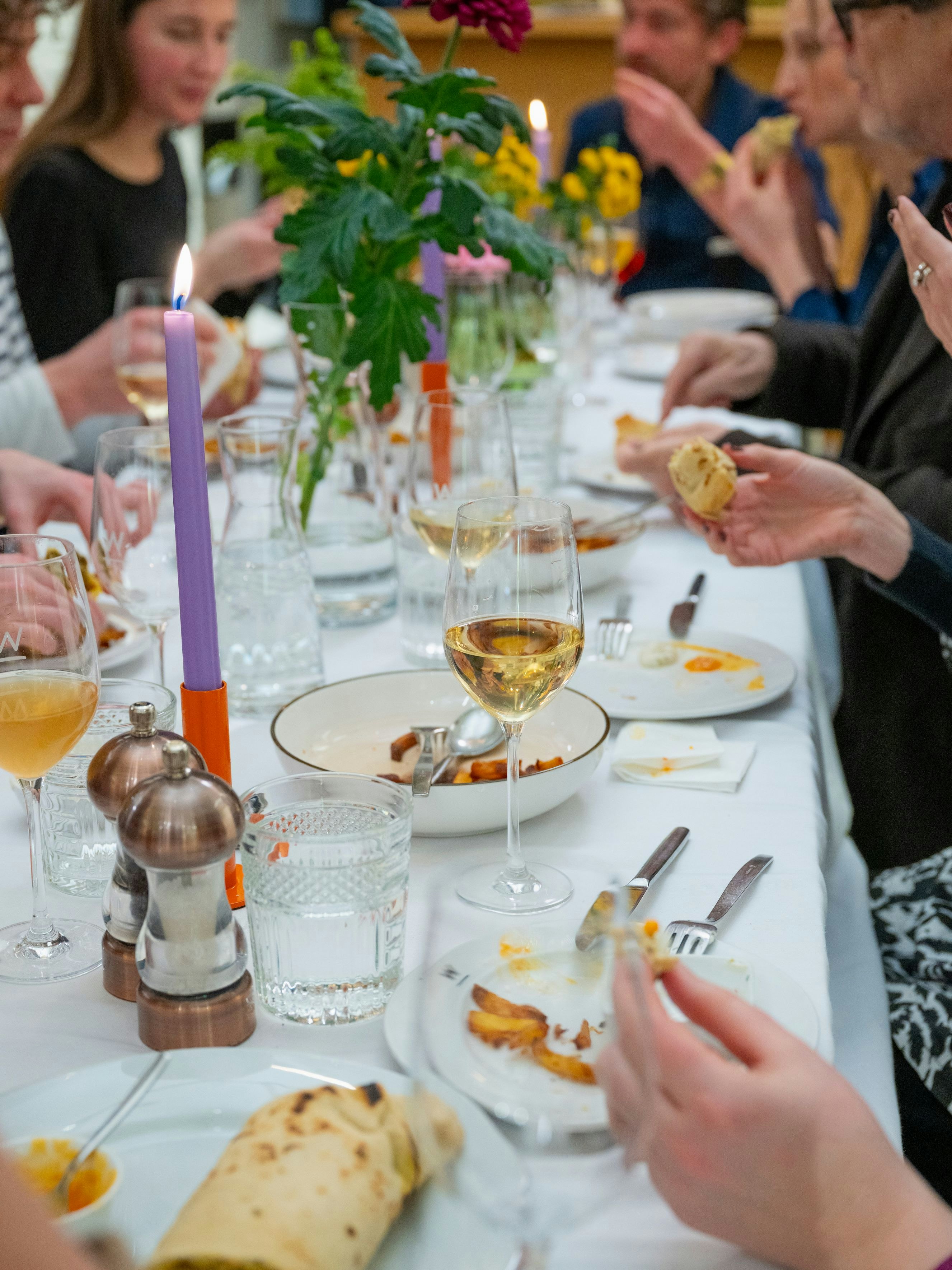 Nach dem Kochkurs wird gemeinsam gegessen und genossen.
