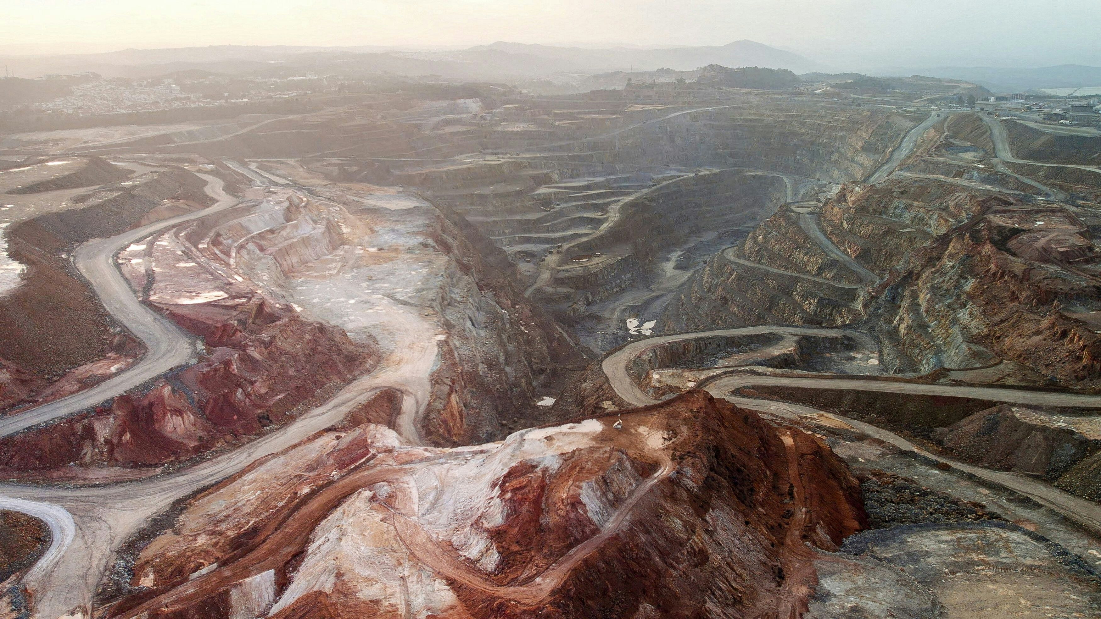 Heute.at - Europas Rohstoff-Dilemma – Spannende Doku im ORF