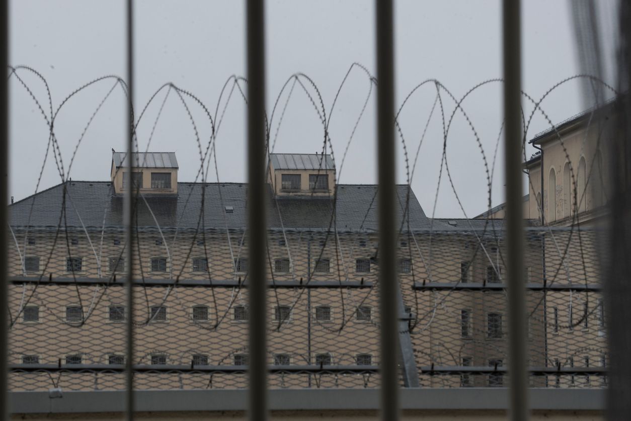 Heute.at - Todeskuss mit Crystal Meth – Häftling (23) stirbt