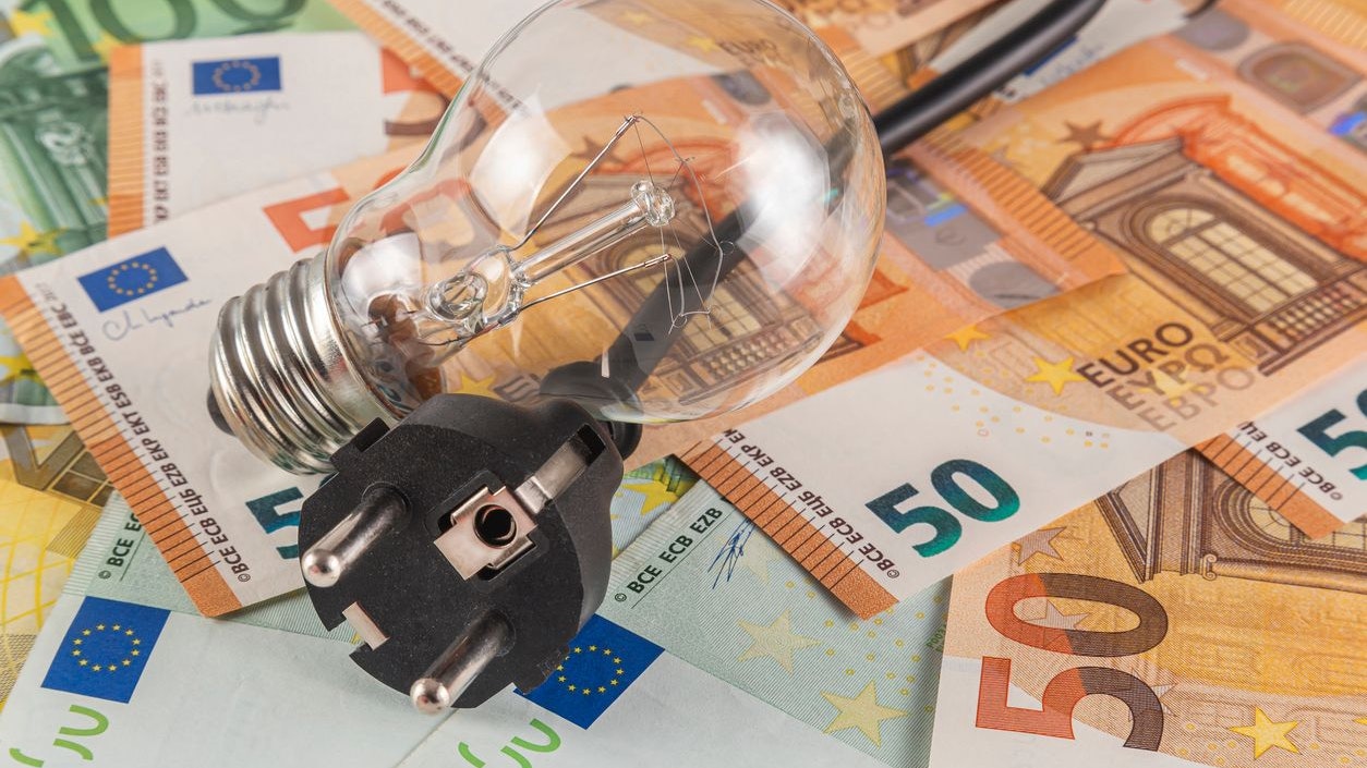 Heute.at - Bis zu 300€ – Nur diese Österreicher sparen bei Strom