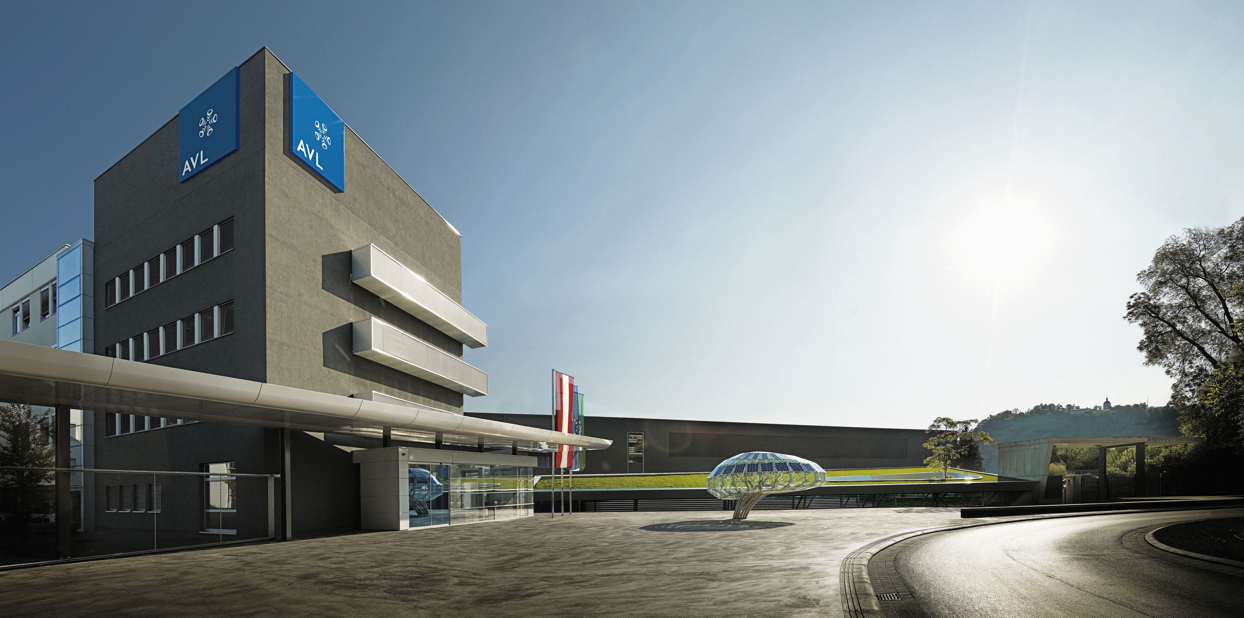 AVL List kündigt an, weitere 100 Mitarbeiter am Standort Graz entlassen zu müssen.