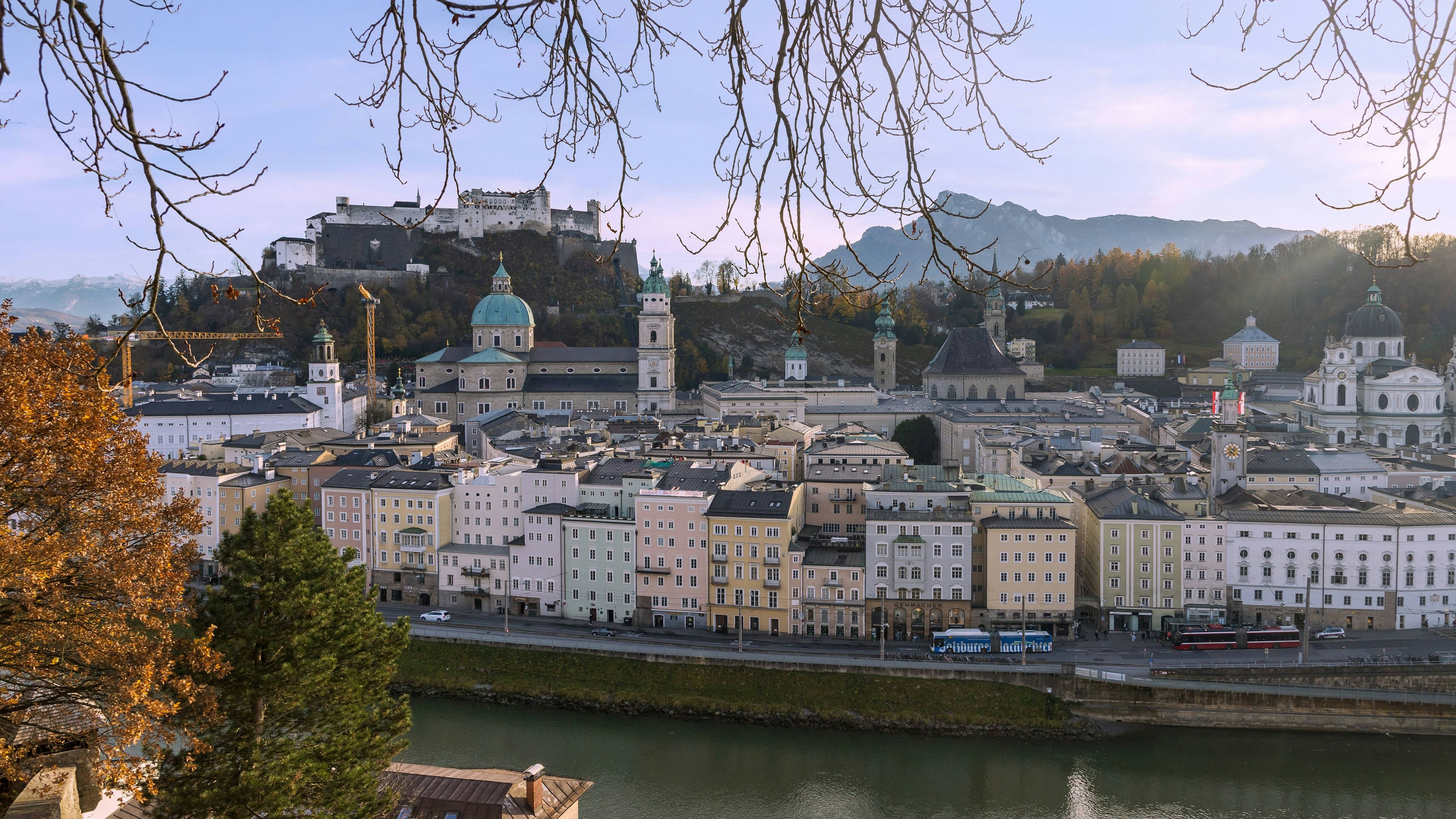 Heute.at - Hier wird 2027 bargeldloses Bezahlen abgeschafft