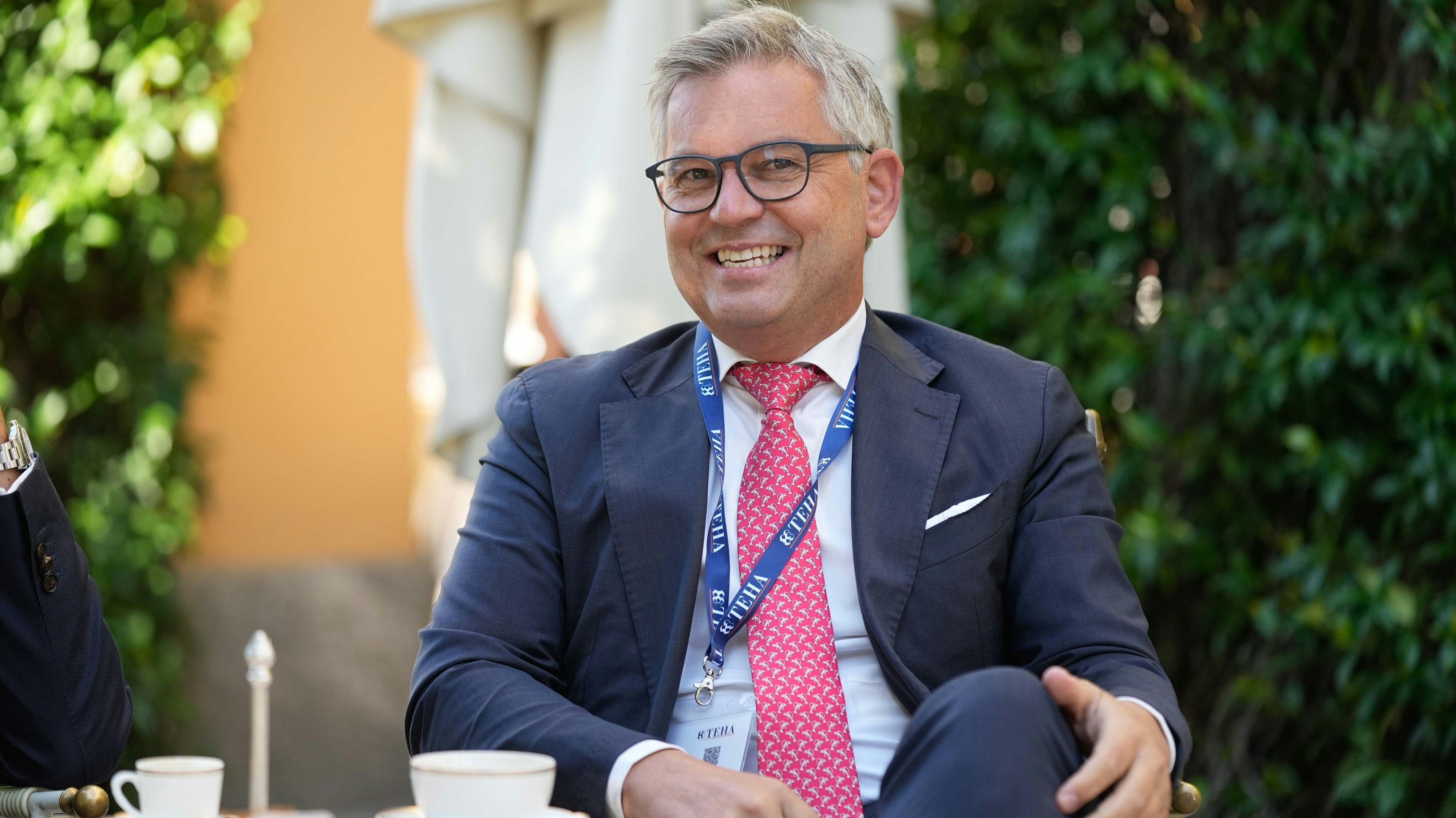 Heute.at - EU-Grande verrät, wie er Asyl-Krise lösen will