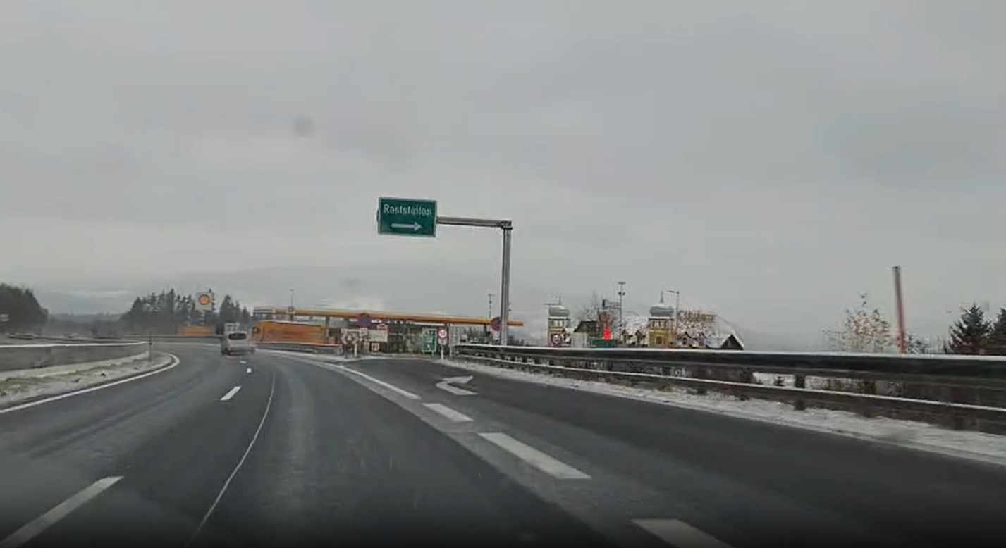 Heute.at - Winter-Walze auf den Straßen! Hier ist es schon weiß