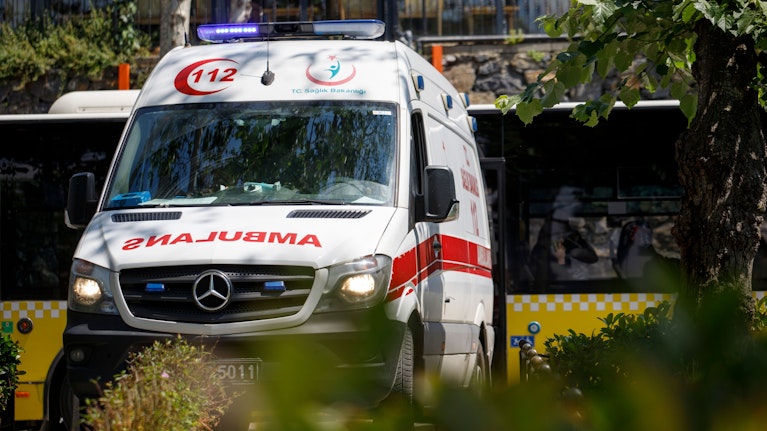 Der tragische Vergiftungstod einer deutsch-türkischen Familie mit zwei kleinen Kindern in Istanbul ist noch nicht restlos aufgeklärt. Nun starb ein weiterer Deutscher – im selben Viertel, unter ähnlich rätselhaften Umständen. Was über den neuen Fall bekannt ist.