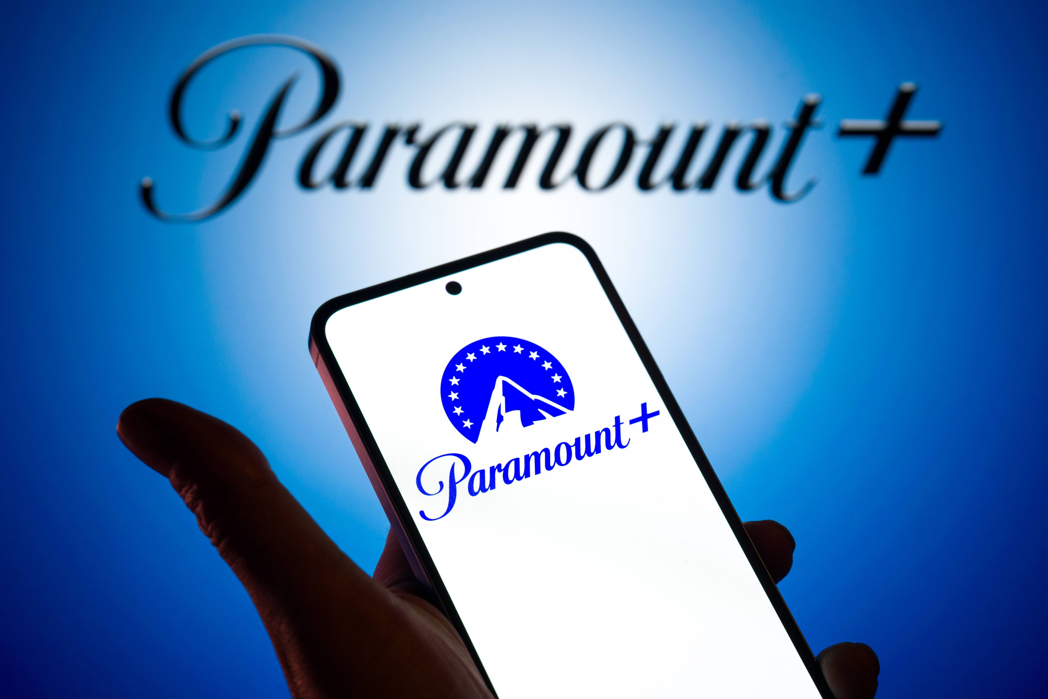 Paramount + steigt in den europäischen Fußball ein.