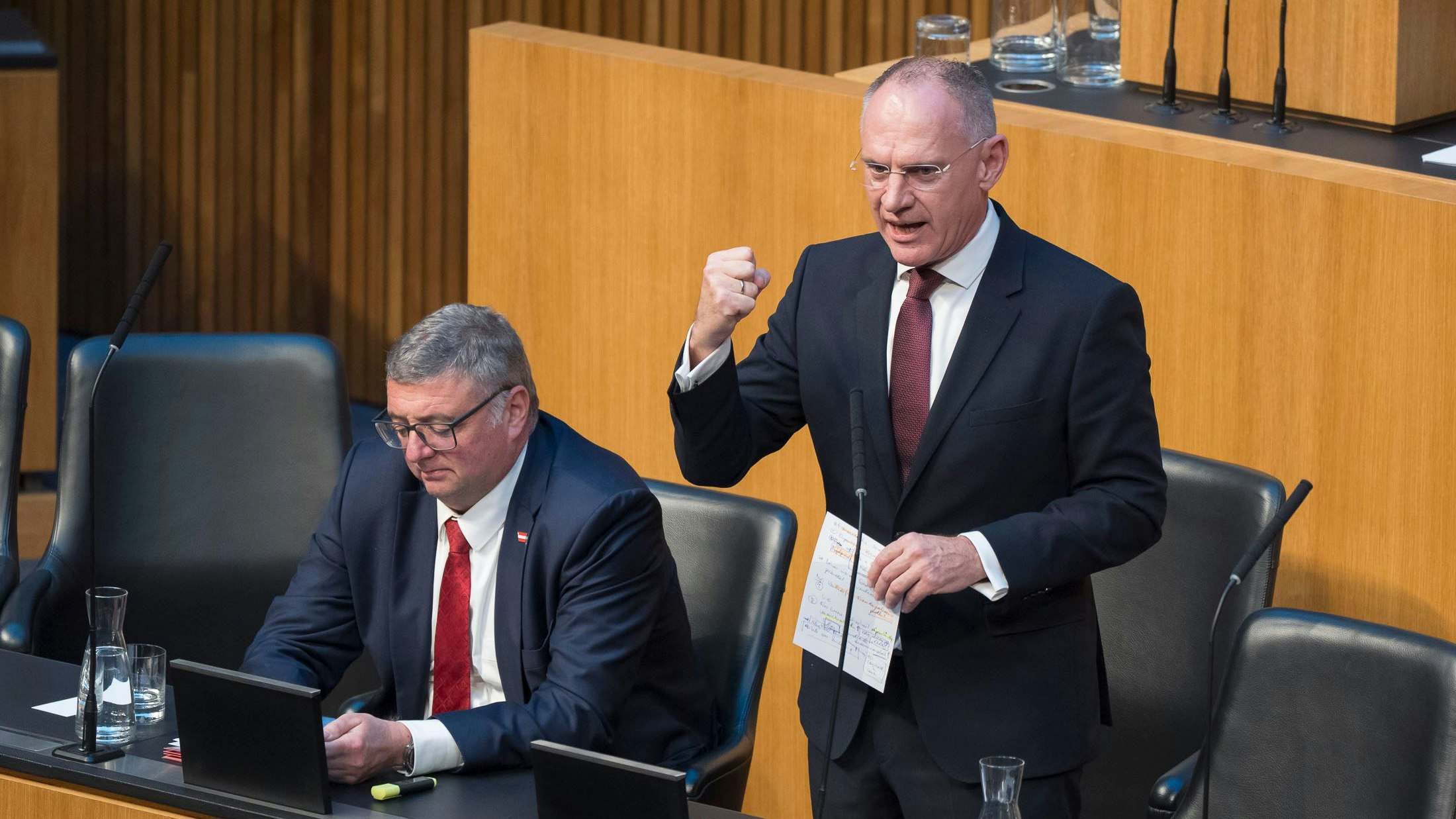 ... und deshalb eigentlich unverzüglich abgeschoben gehört...