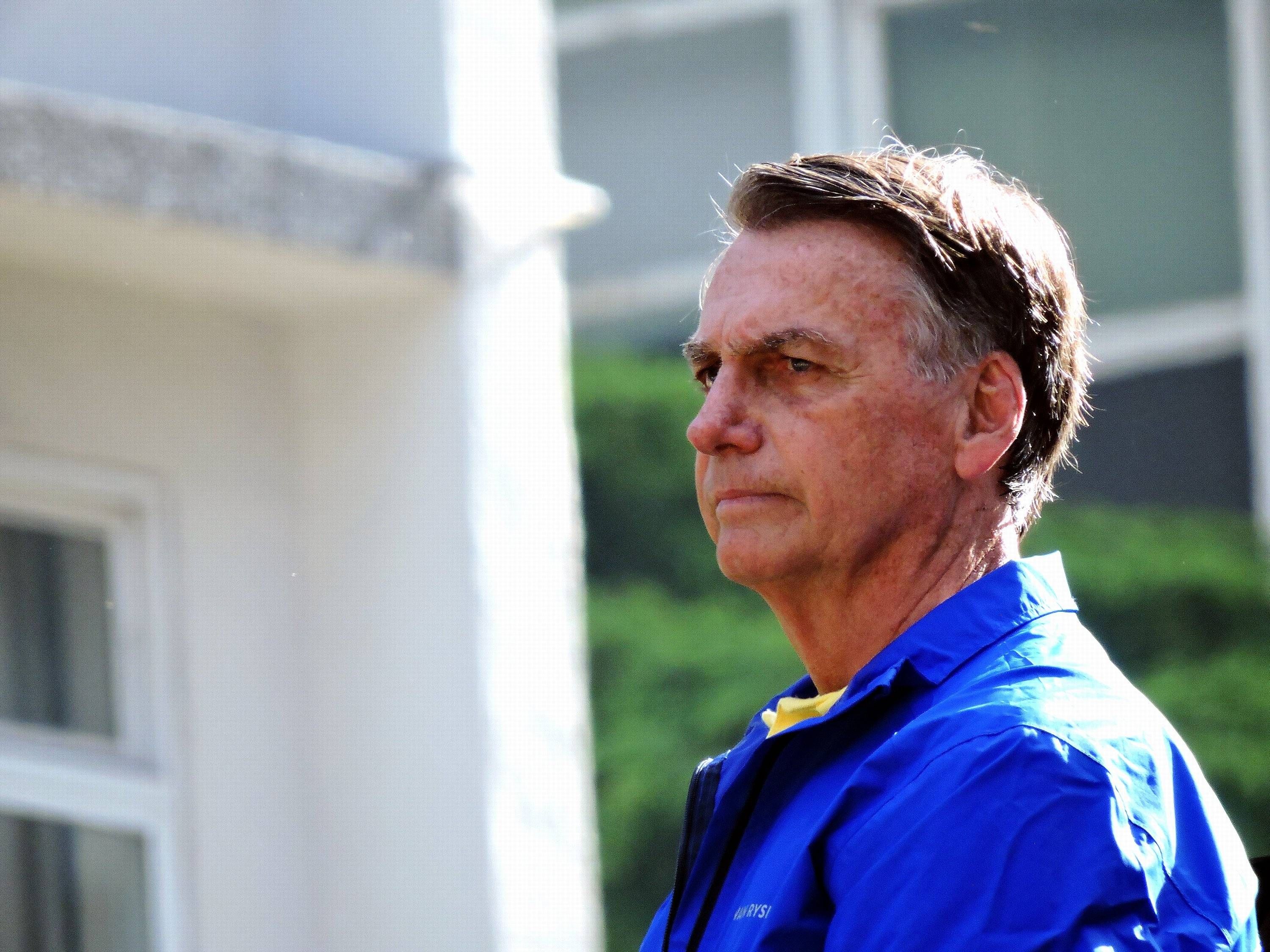 Brasiliens Ex-Präsident Bolsonaro ist wegen Fluchtgefahr in Haft.