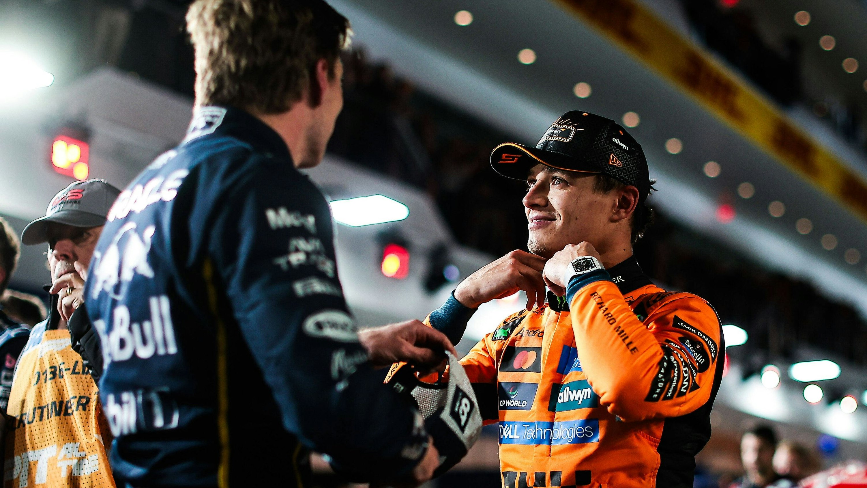 Heute.at - Keine Ahnung! Wie Verstappen gegen Norris konterte